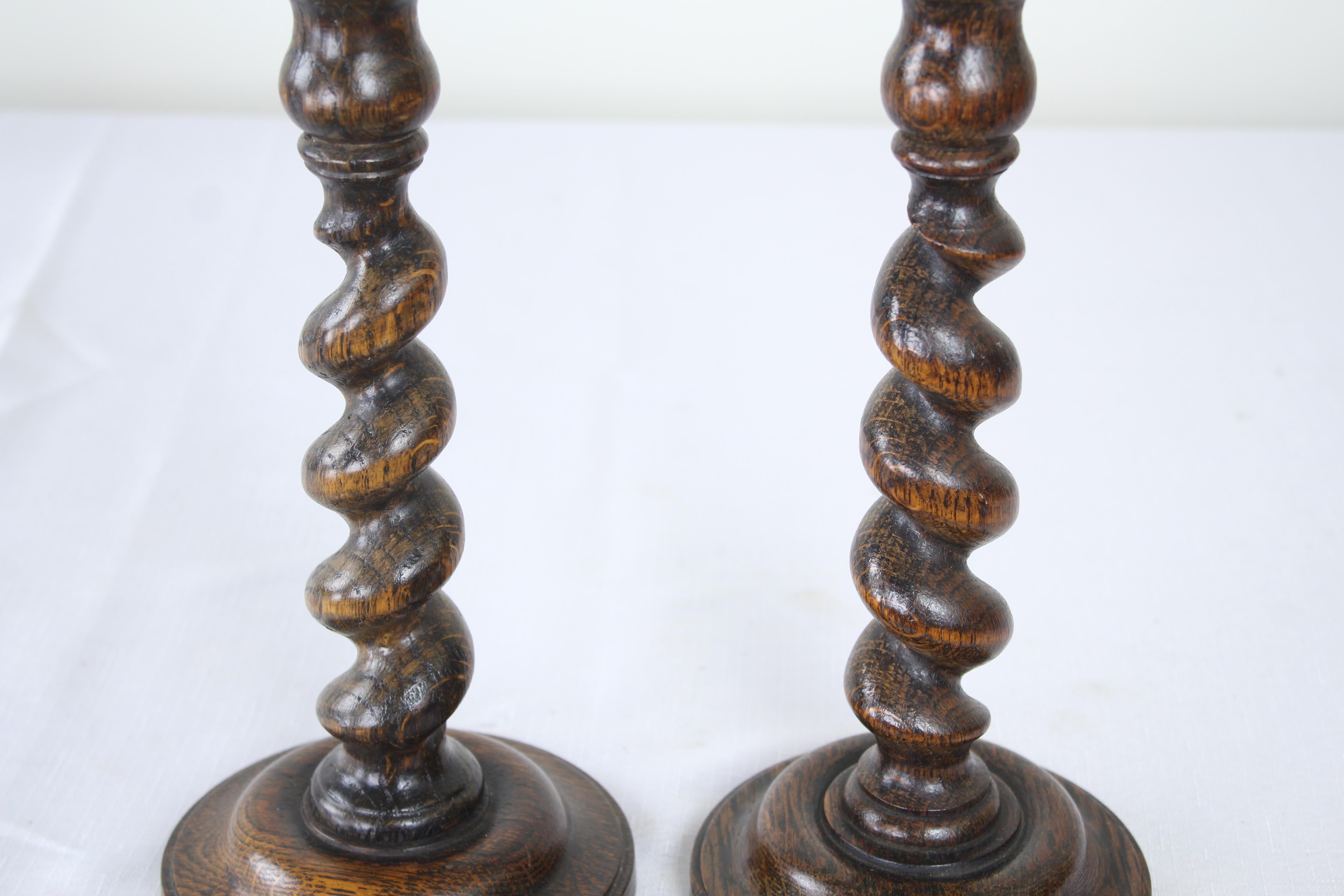 Two Pairs of Turned Oak Candlesticks 3