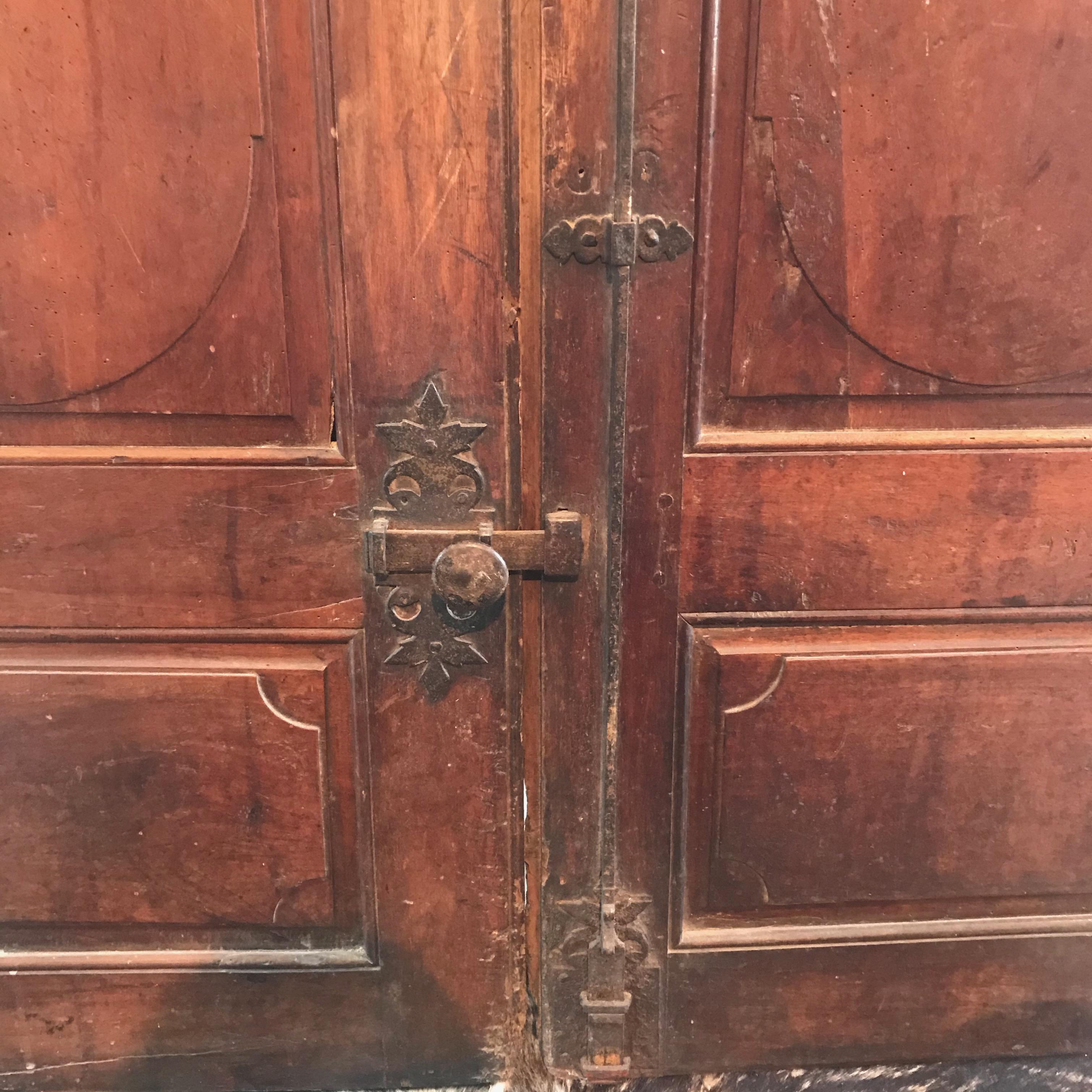 Two Pairs of Very Large Architectural Palatial French Walnut Doors For Sale 3