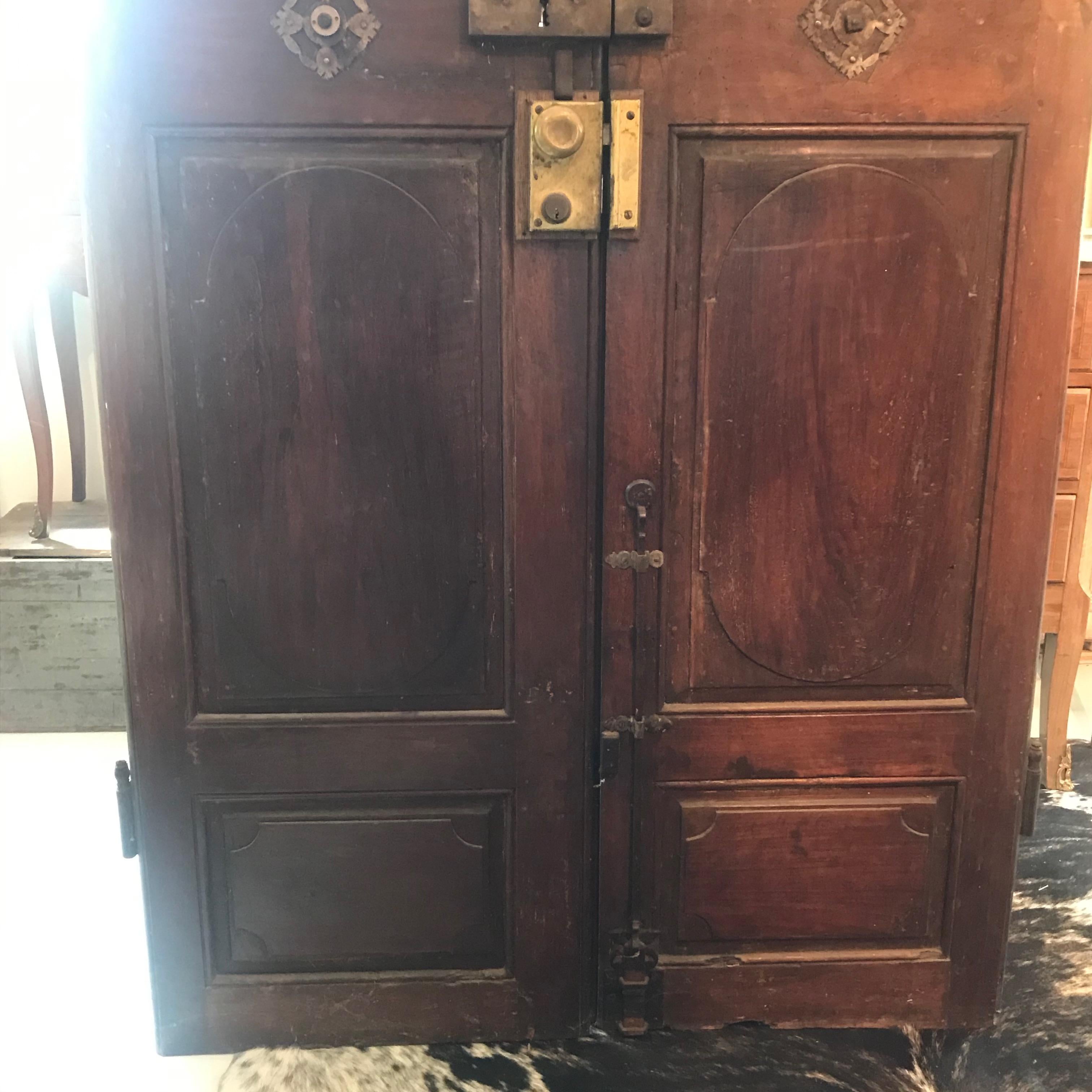 Two Pairs of Very Large Architectural Palatial French Walnut Doors For Sale 4