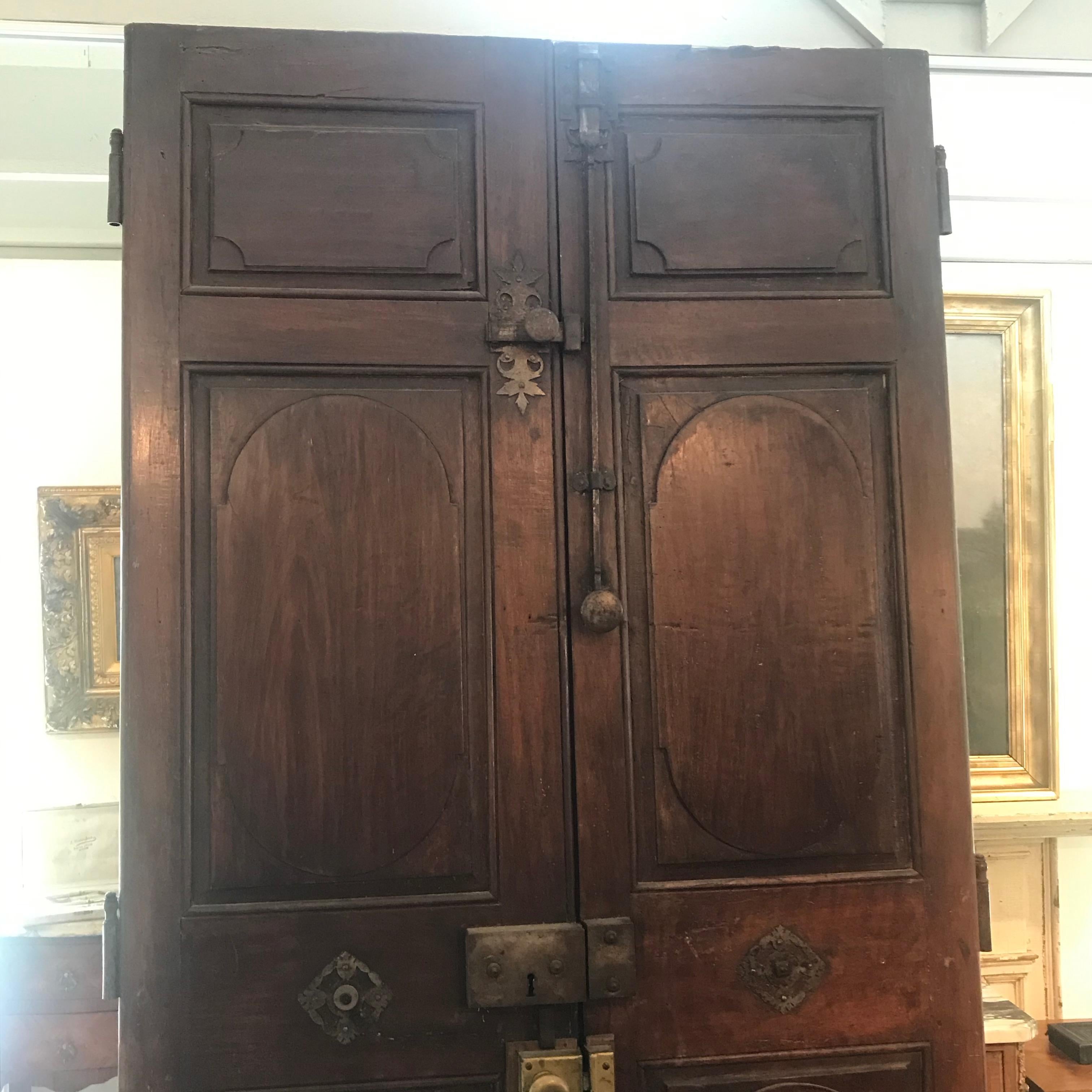 Two Pairs of Very Large Architectural Palatial French Walnut Doors For Sale 2