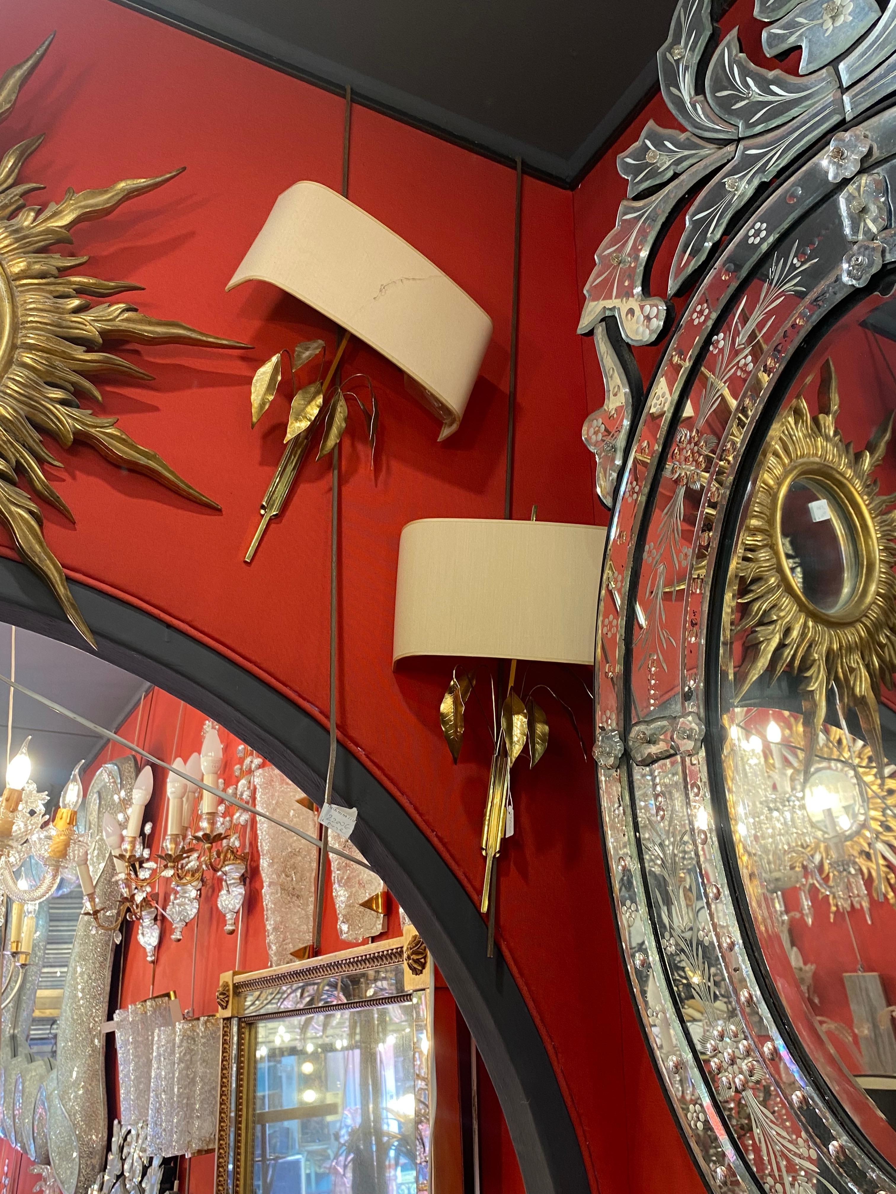 Two Pairs of Wall Lamps with Laurel Leaves attributed to Maison Charles In Brass For Sale 1
