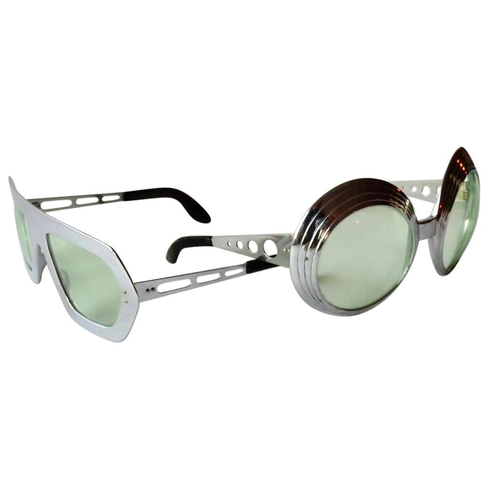 One left Swank French mod chrome frame  fashion or runway sunglasses  For Sale