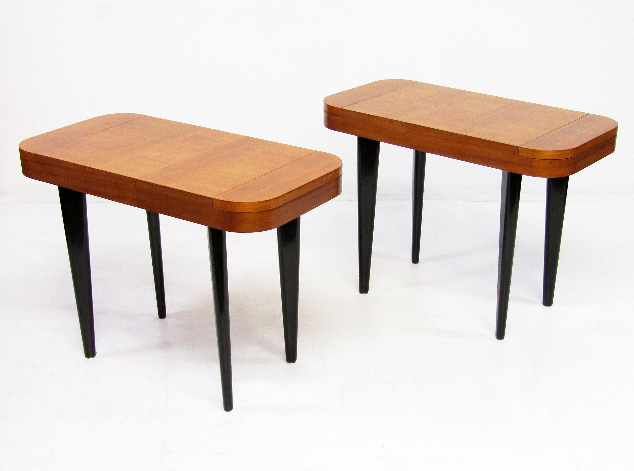 Deux tables d'appoint Art Déco Paldao Line de Gilbert Rohde pour Herman Miller, vers 1940 en vente 3