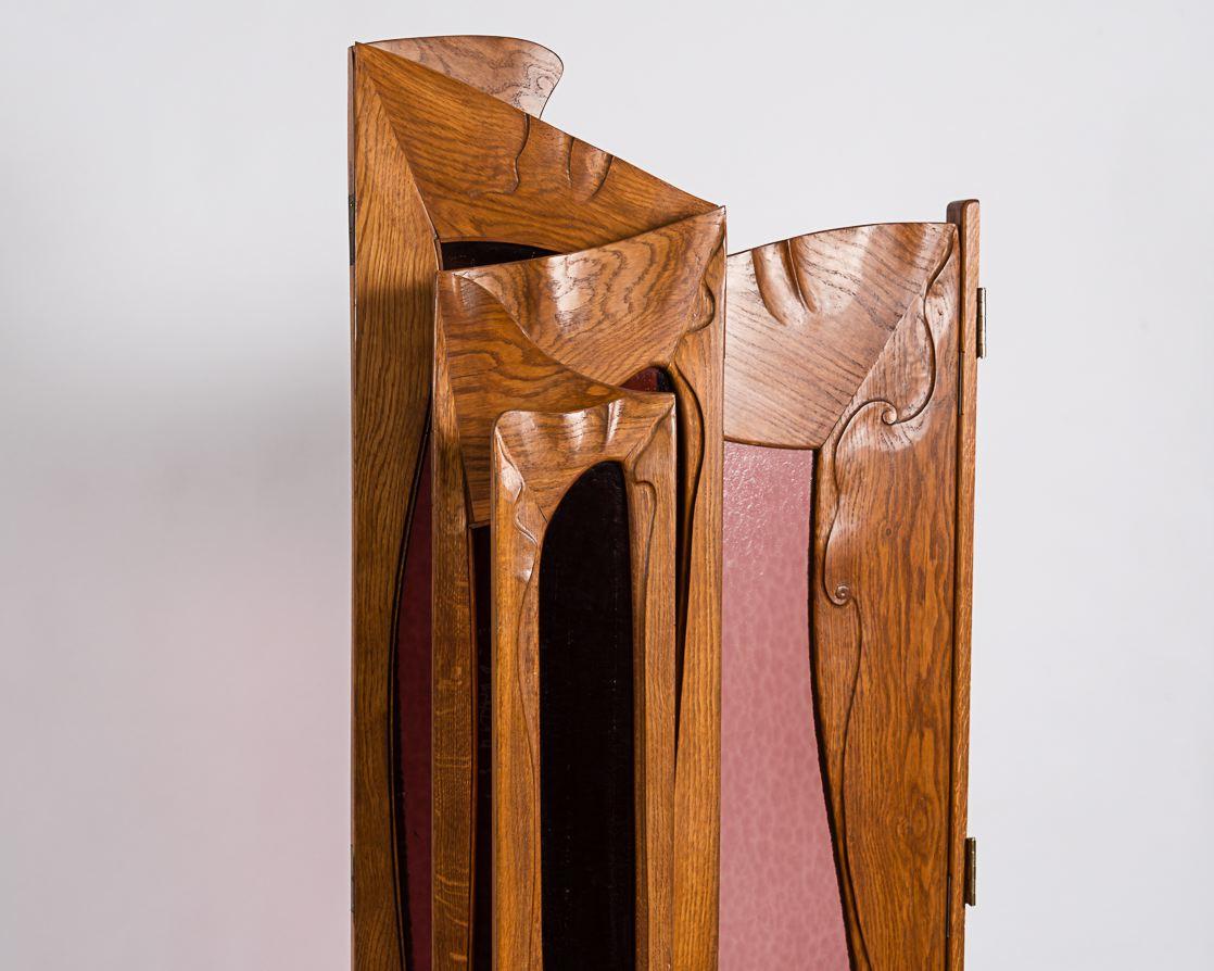 Two Part Folding Screen in the Manner of Antoni Gaudí, Early 20th Century 8