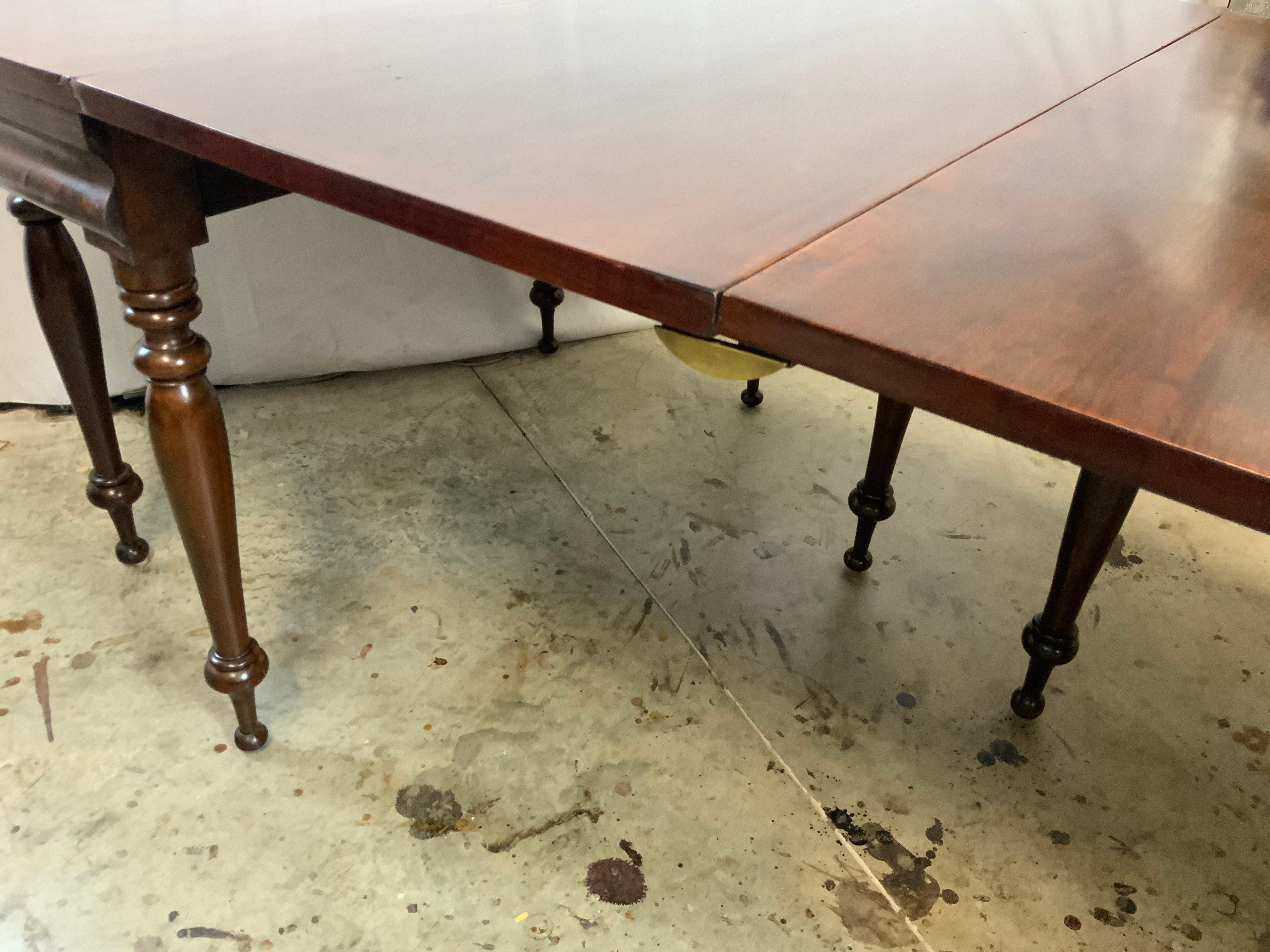 Two Part Sheraton Cherry Banquet Table For Sale 11