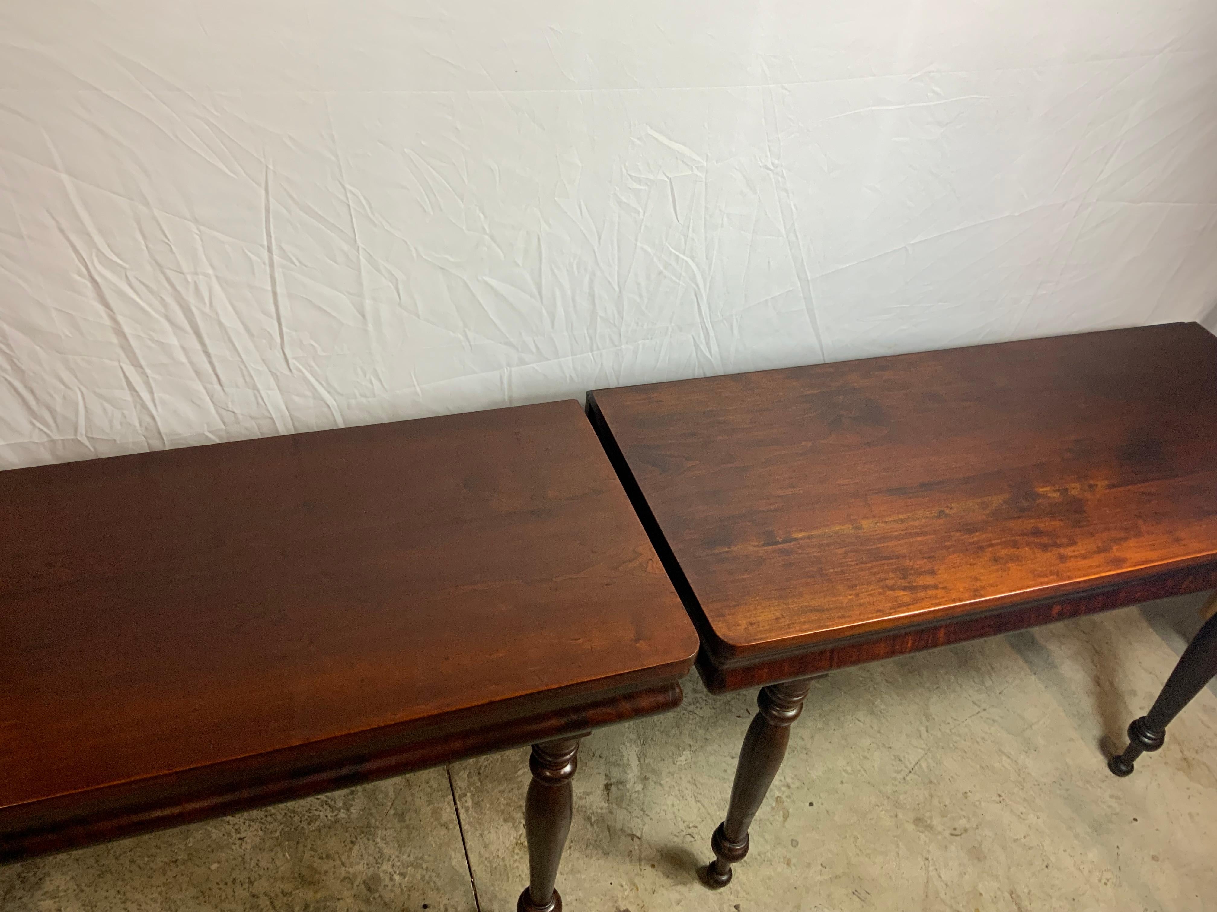 Two Part Sheraton Cherry Banquet Table In Good Condition For Sale In Bradenton, FL