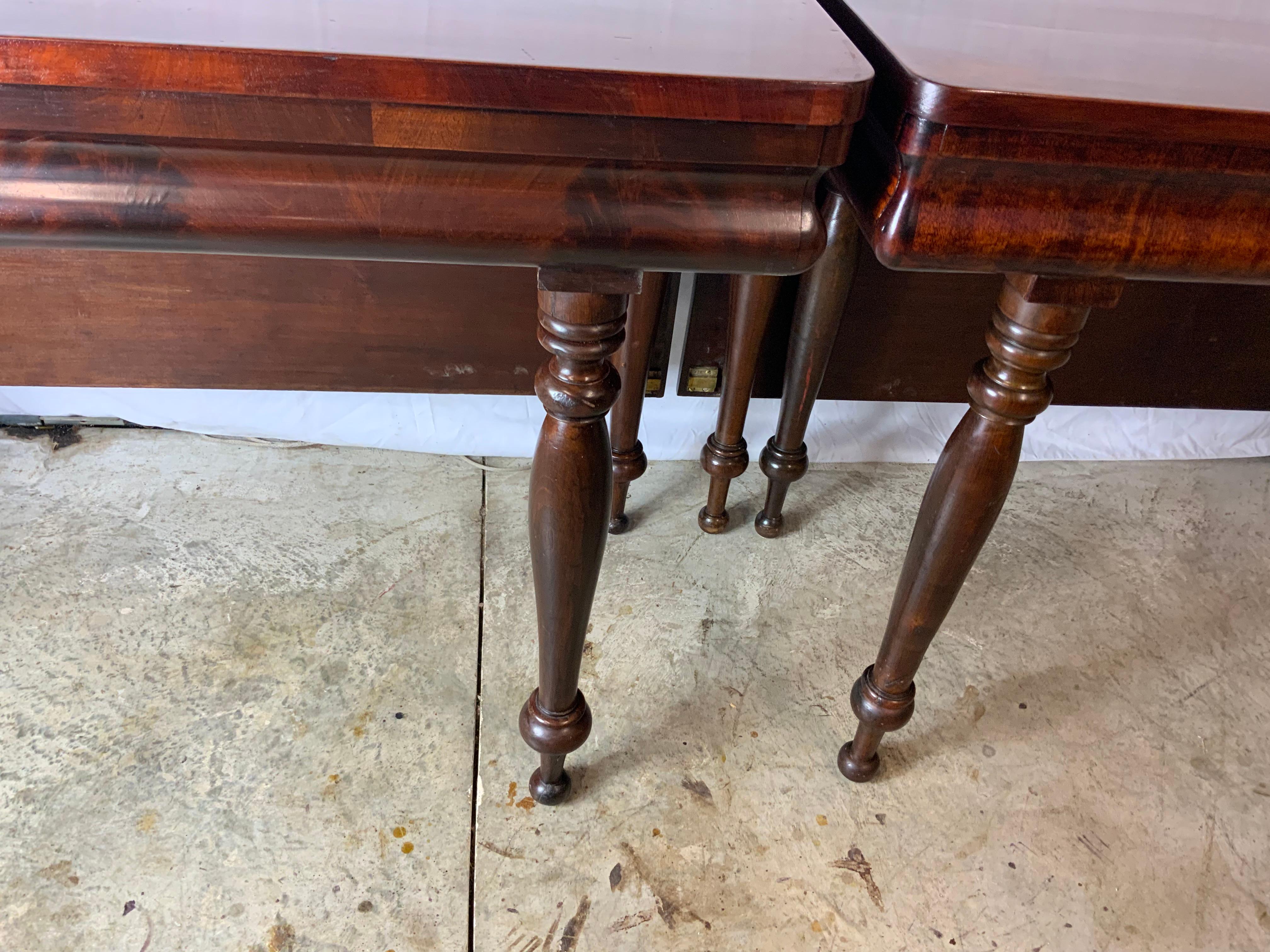 Two Part Sheraton Cherry Banquet Table For Sale 3