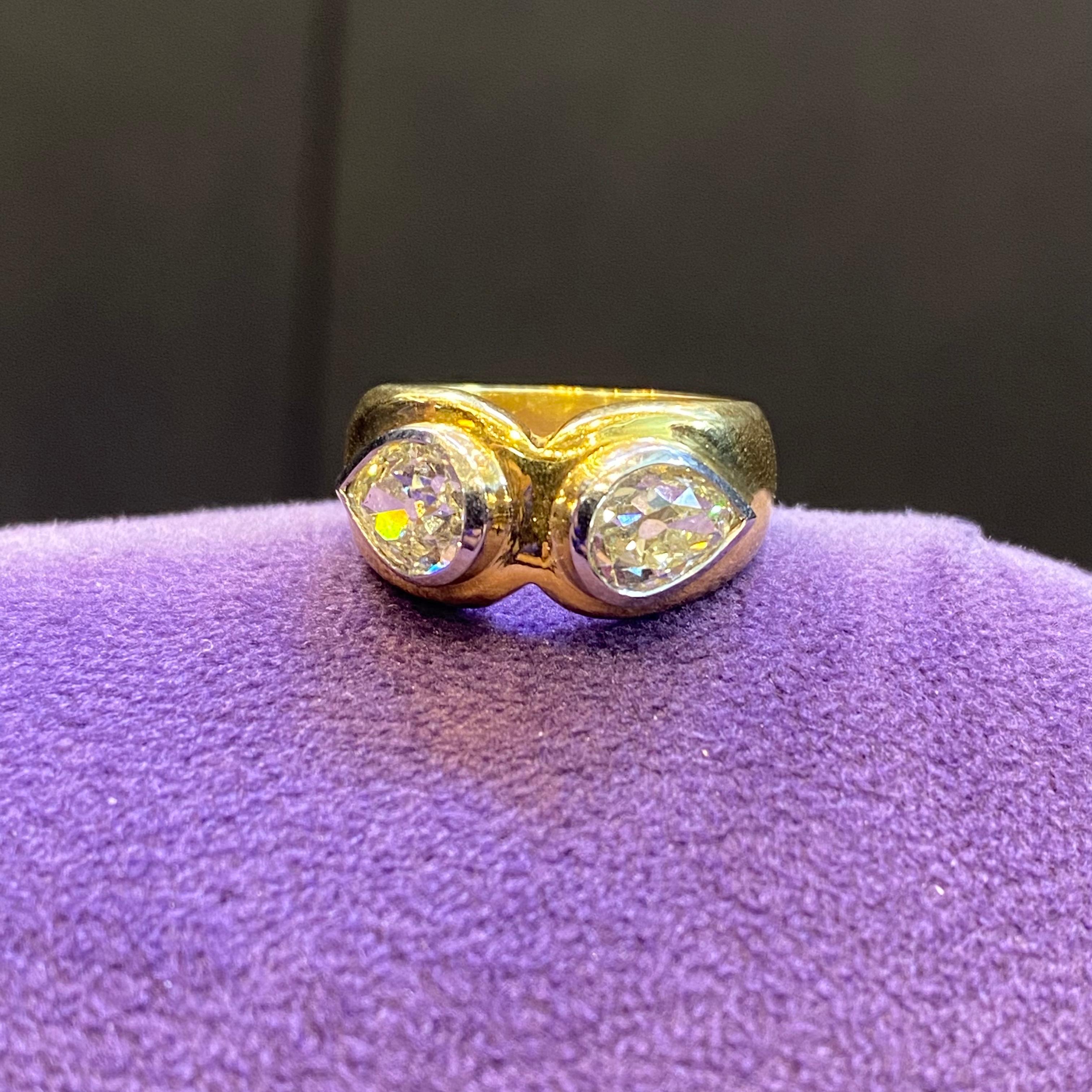 Women's Two Pear Shape Diamond Ring For Sale