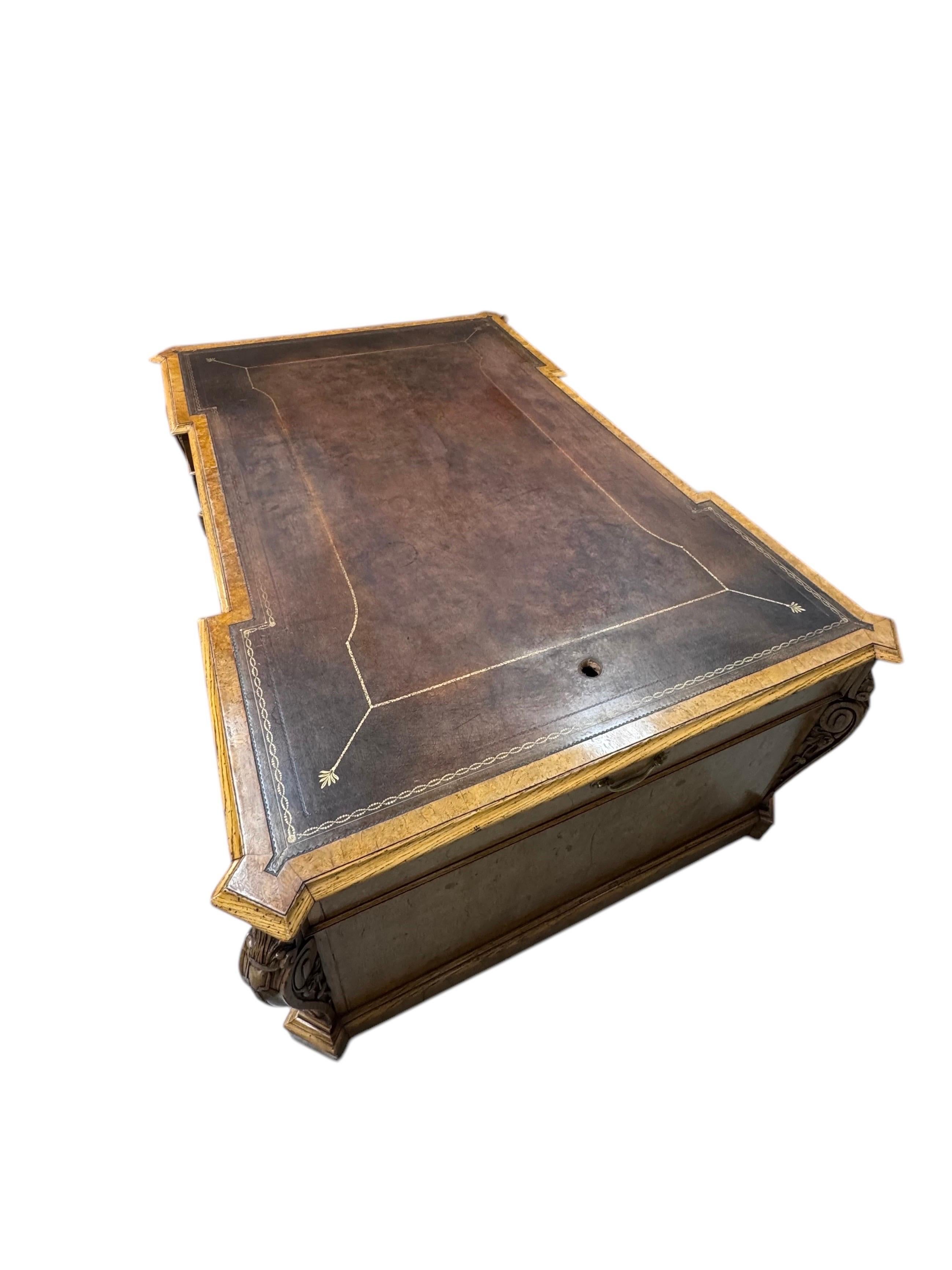 Georgiano Scrivania con due piedistalli in pelle, Oak inglese, XIX secolo in vendita