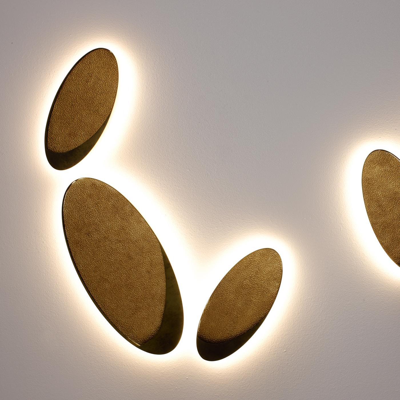 Modern Two-Petal Gold Wall Light Fixture by Mammini Candido For Sale