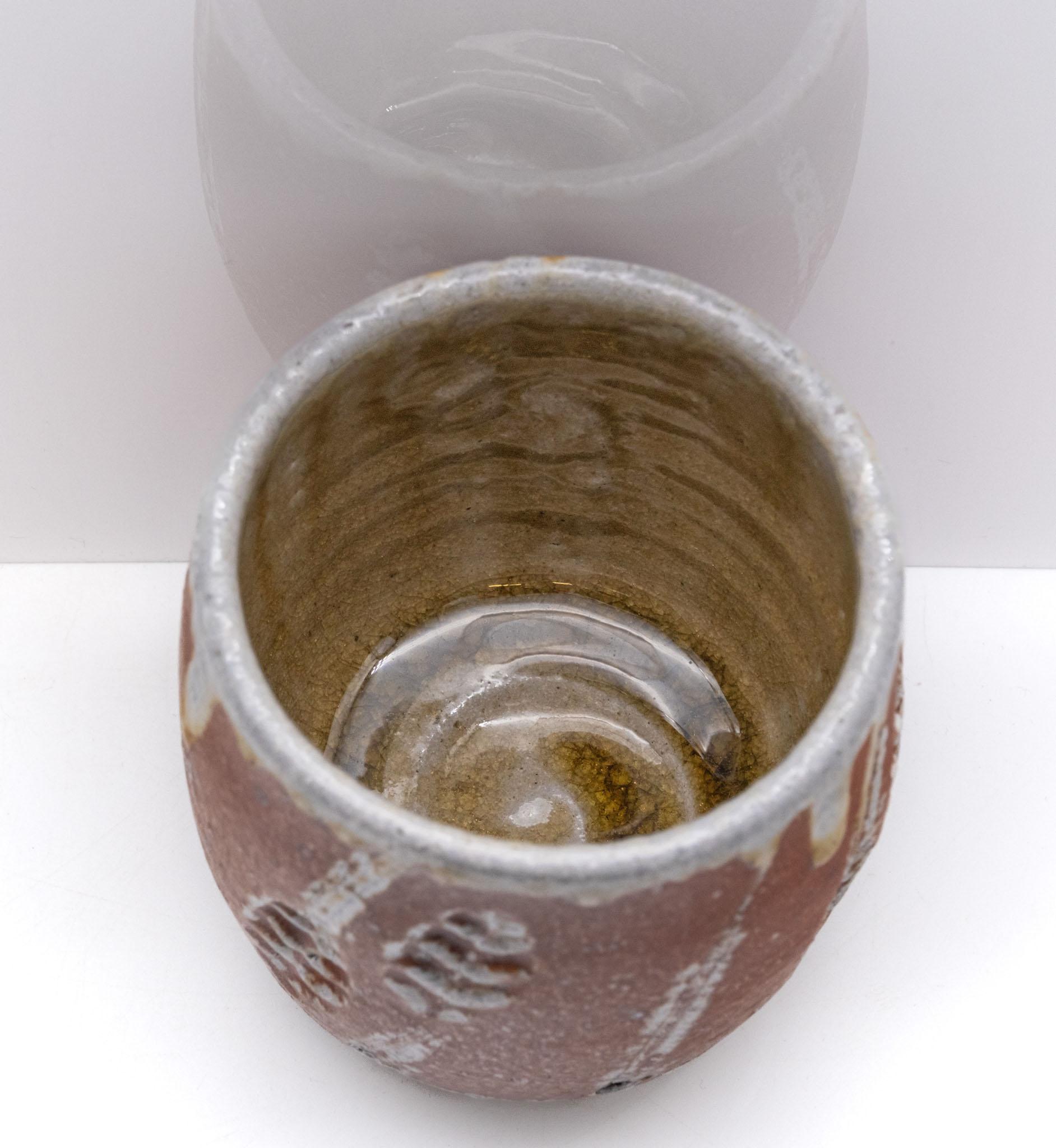 Deux vases à thé en grès Yunomi émaillé au sel et au feu de bois de Phil Woods en vente 1
