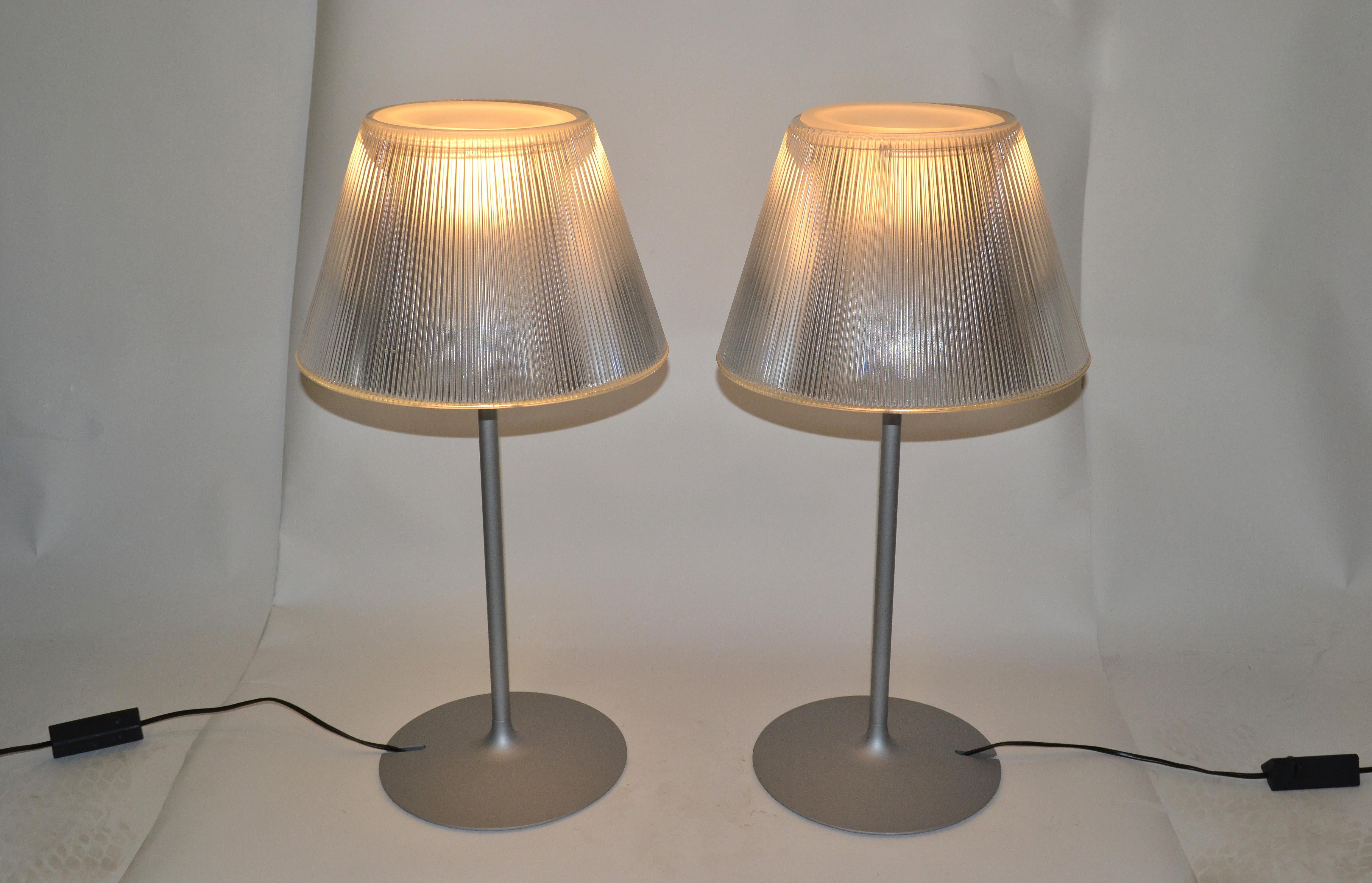 Two Philippe Starck Serie Romeo Moon Pressed Glass Modern Table Lamps Flos Italy In Good Condition In Miami, FL