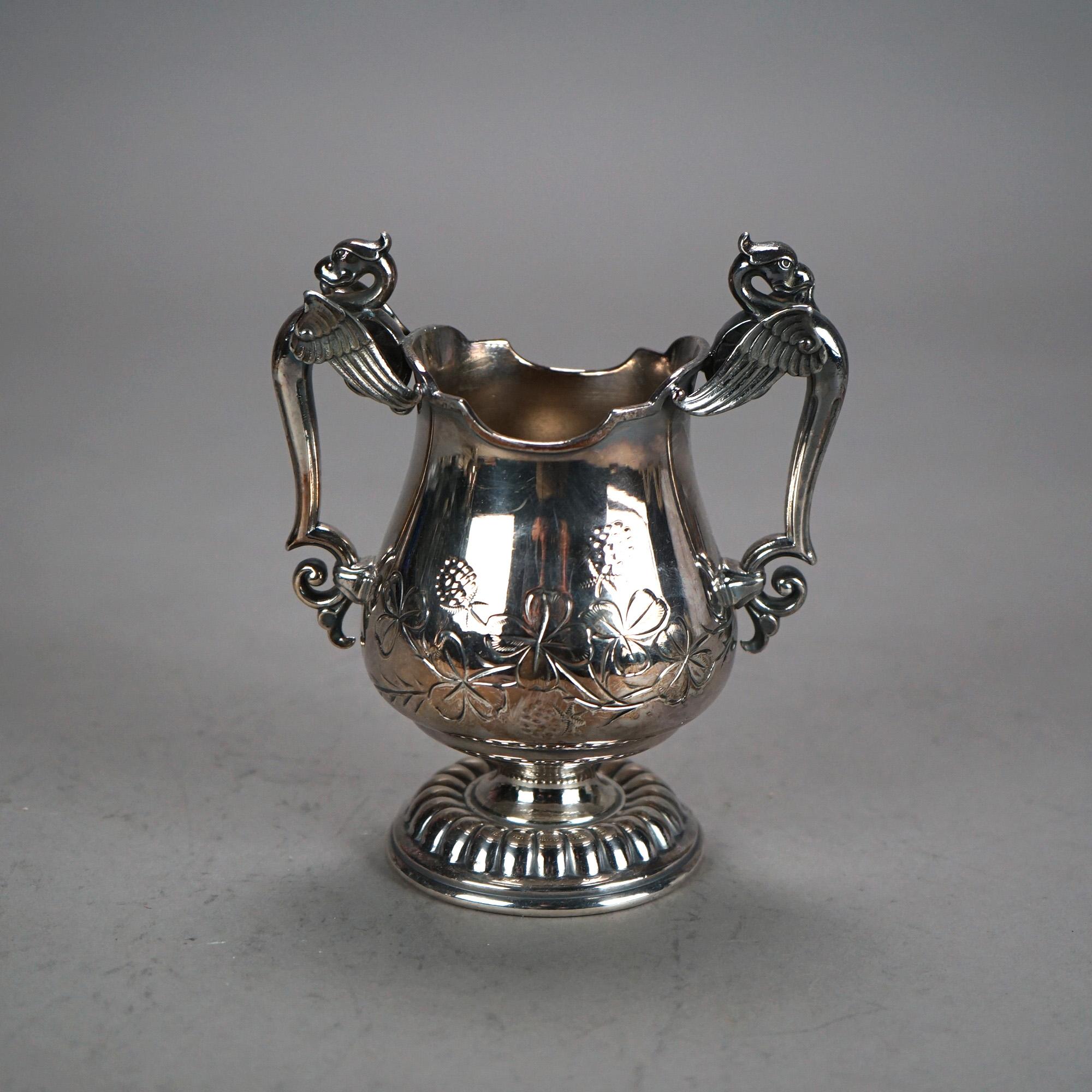 Set da tè figurato antico in argento placcato in due pezzi C1890 In condizioni buone in vendita a Big Flats, NY