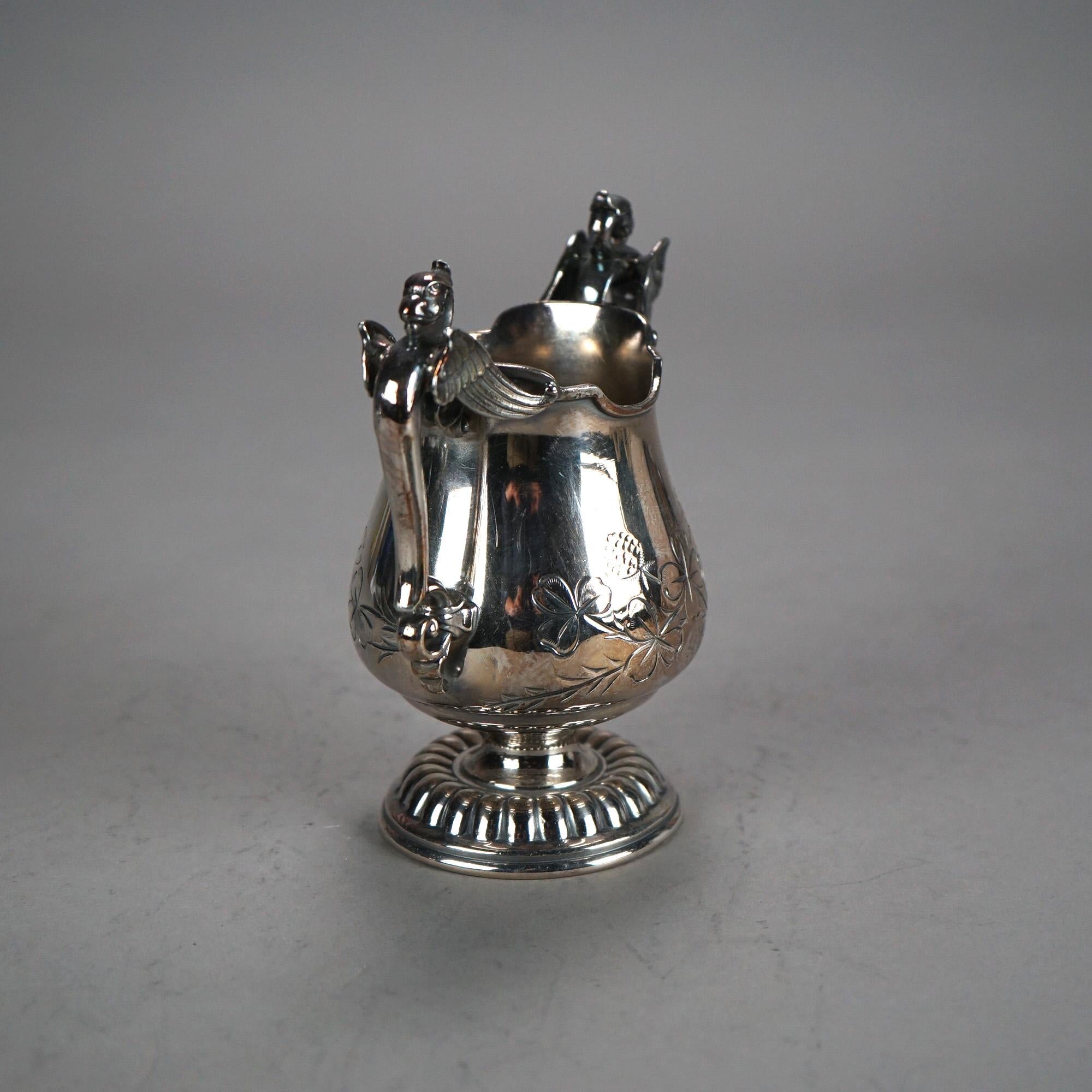 XIX secolo Set da tè figurato antico in argento placcato in due pezzi C1890 in vendita