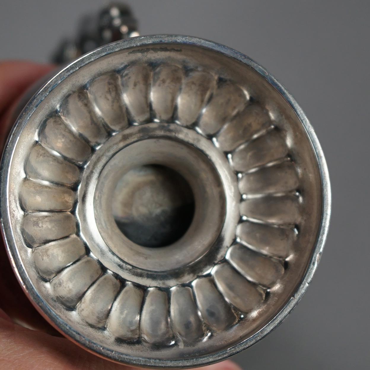 Placcato argento Set da tè figurato antico in argento placcato in due pezzi C1890 in vendita