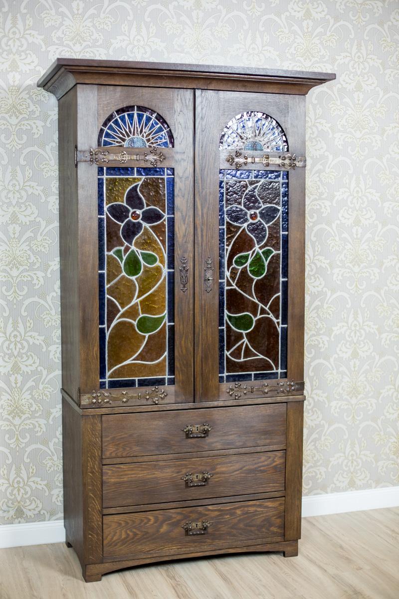 stained glass hutch