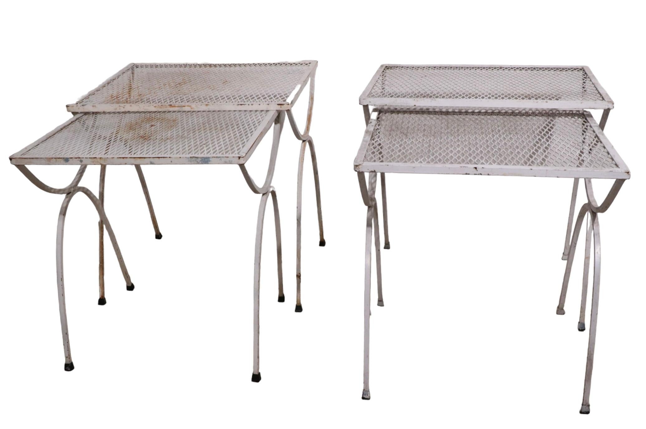 Mesas nido de dos piezas para patio y piscina by Salterini 2 juegos disponibles en venta 4