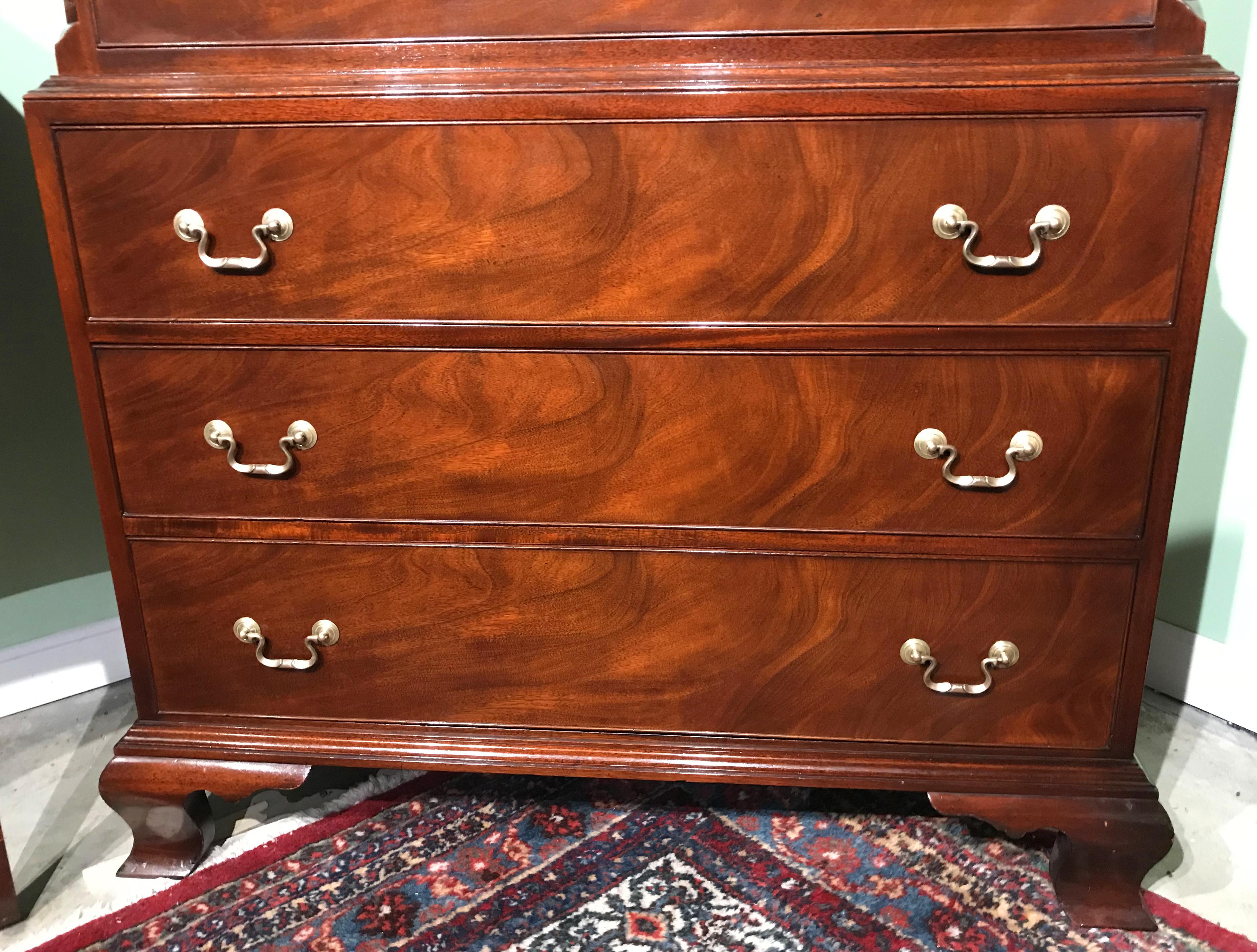 20th Century Two Piece Georgian Style Mahogany Chest on Chest by Kaplan Furniture