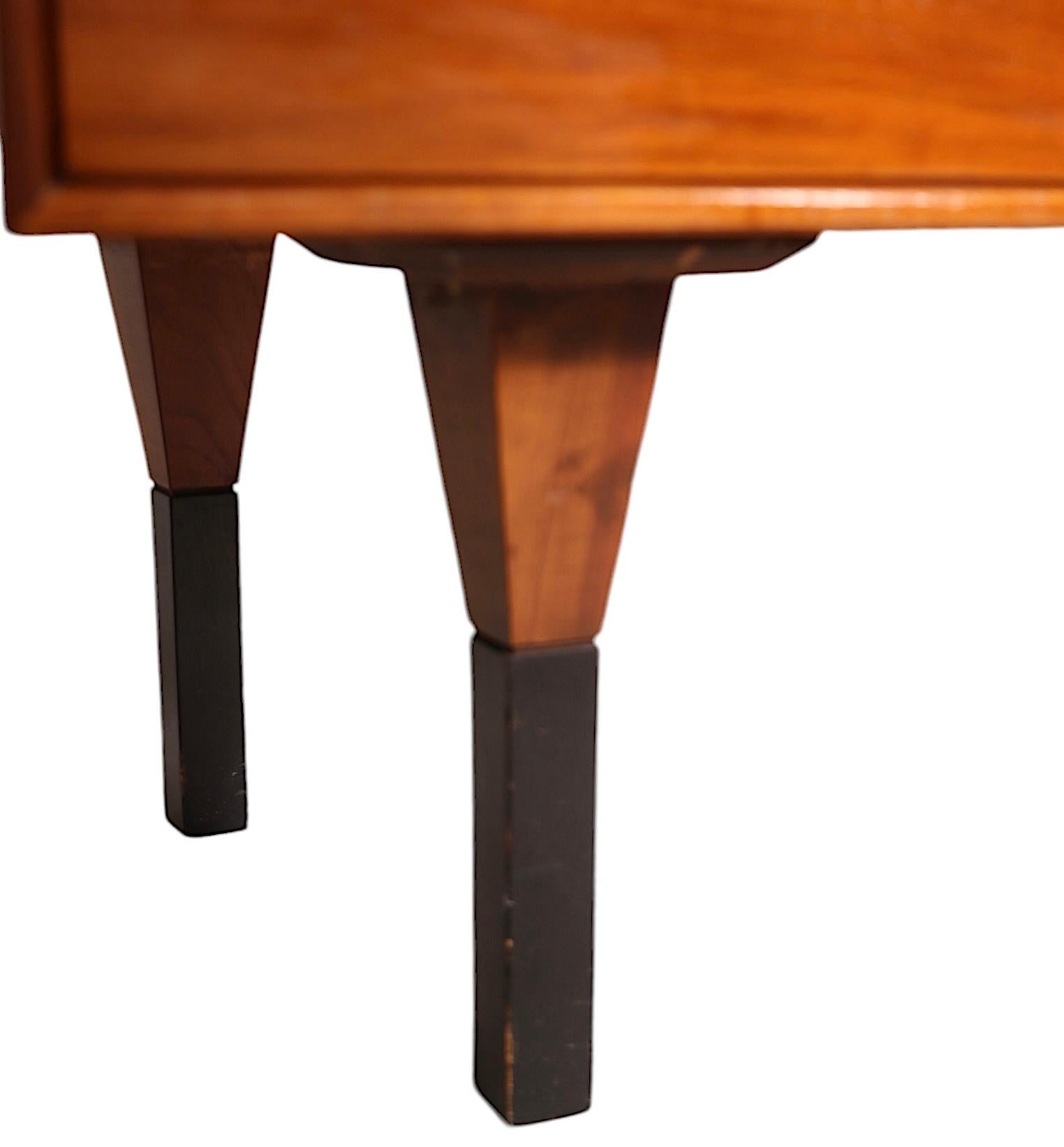 Set di cassettiere in due pezzi del Mid Century, attribuito a Baughman per Directional, 1950 ca. in vendita 3