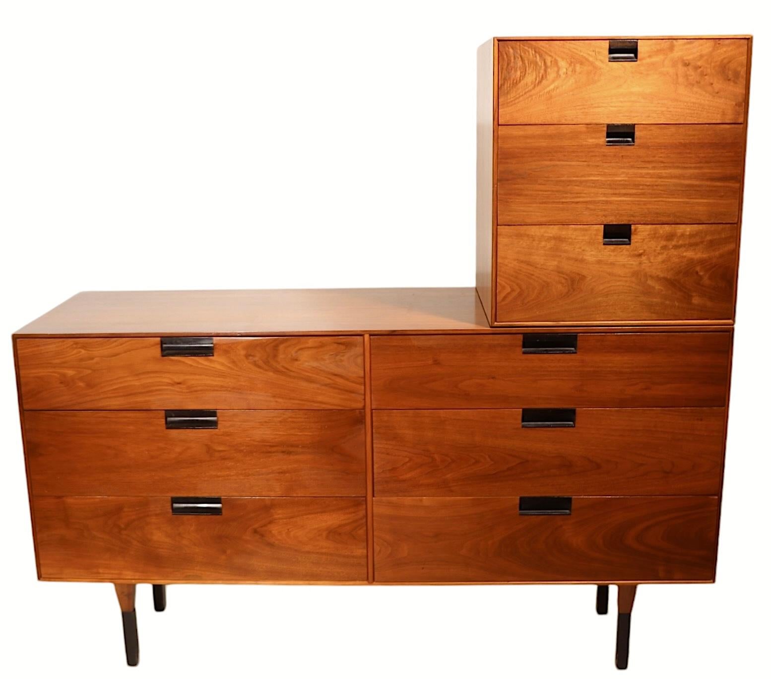 Set di cassettiere in due pezzi del Mid Century, attribuito a Baughman per Directional, 1950 ca. in vendita 6