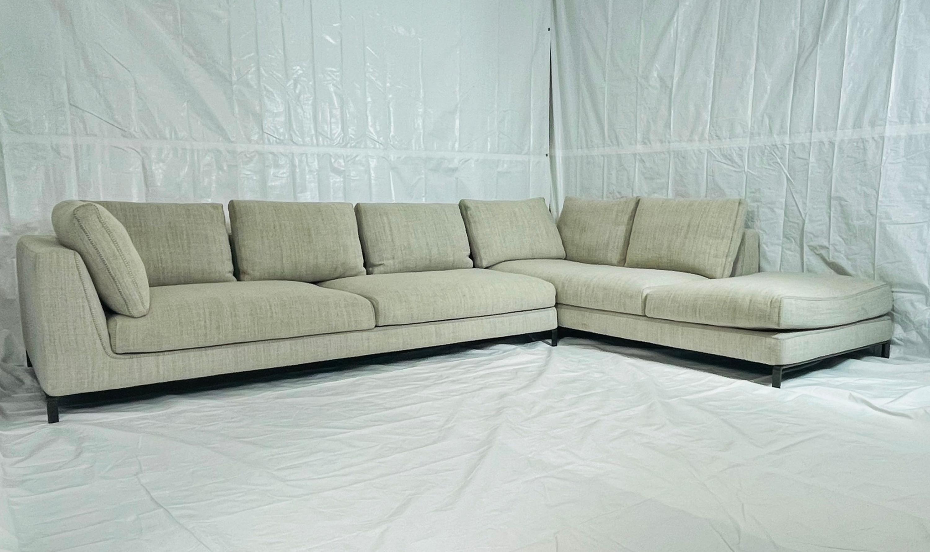 Moderne Canapé sectionnel en deux parties par Antonio Citterio pour B&B Italia, Italie moderne en vente