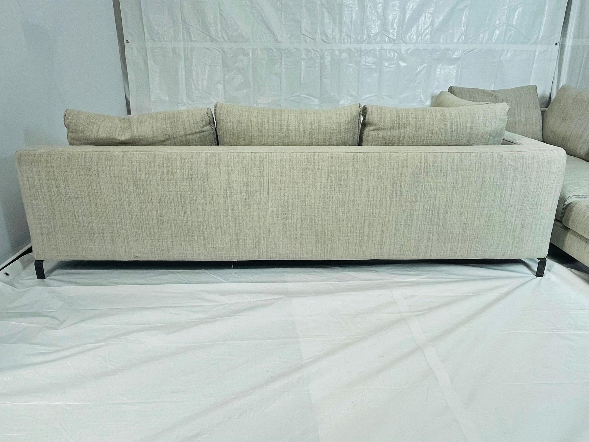 italien Canapé sectionnel en deux parties par Antonio Citterio pour B&B Italia, Italie moderne en vente