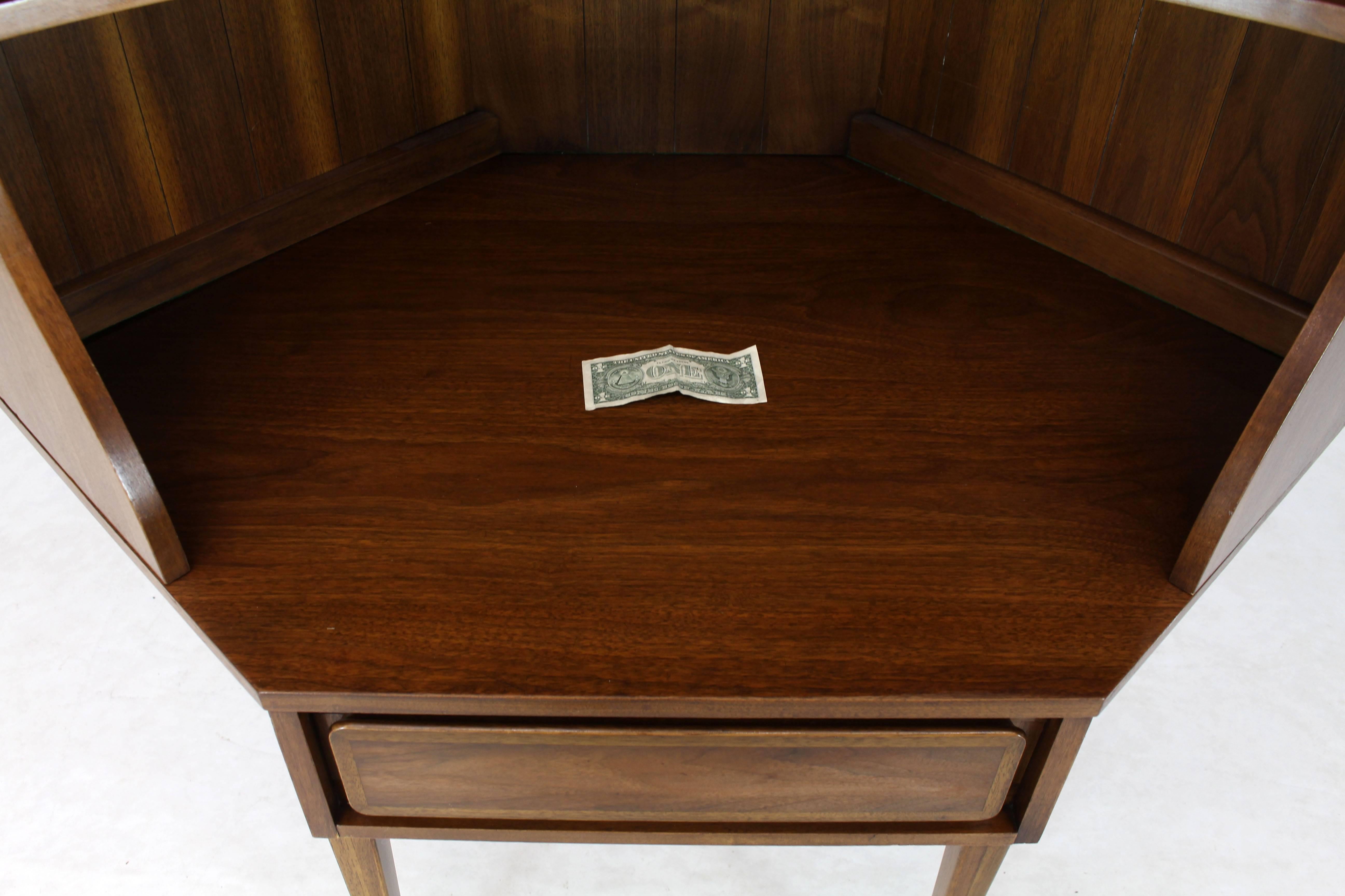 20th Century Two-Piece Walnut Corner Desk Table Bookcase Hutch For Sale