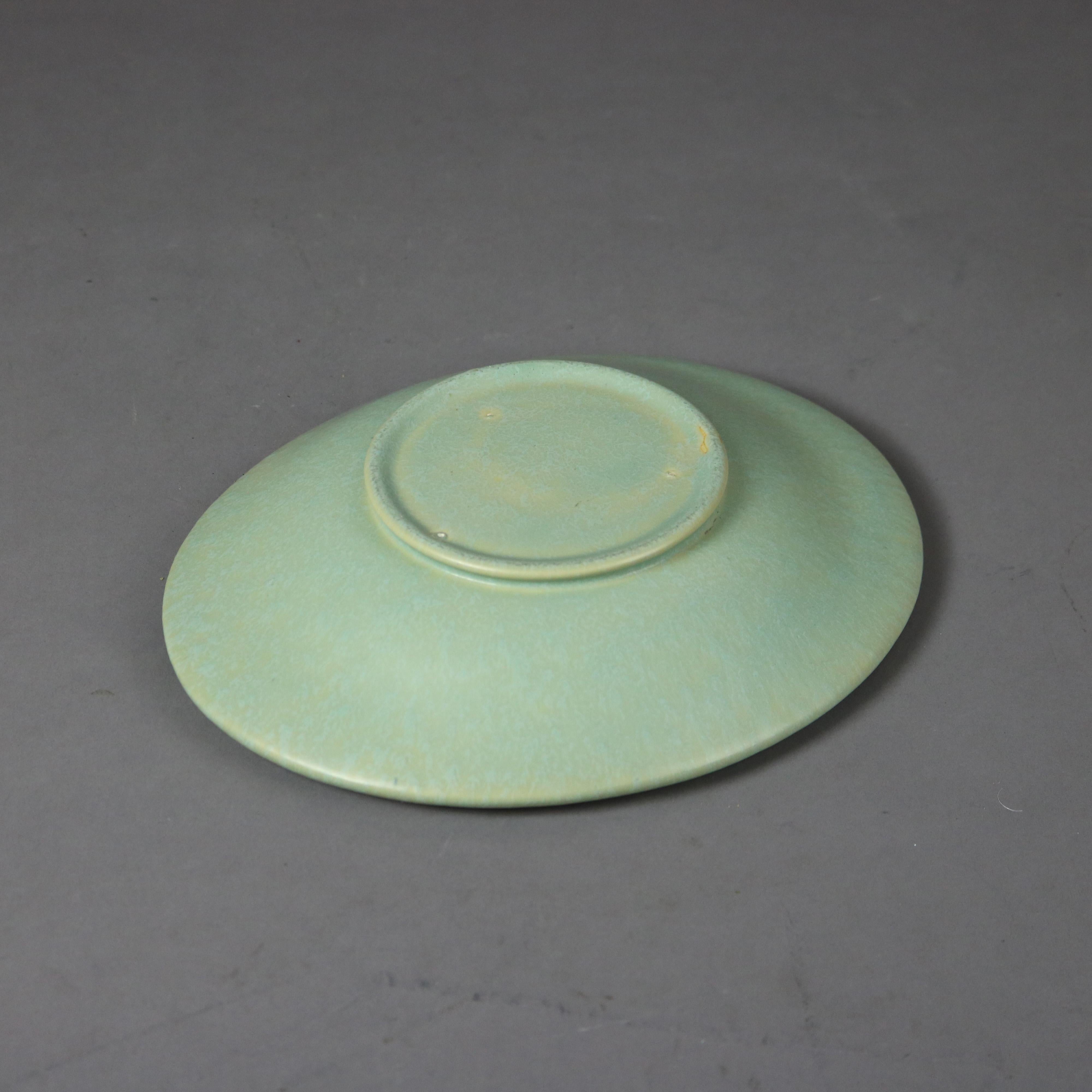 Zwei Pieces von antiken Arts & Crafts Art Pottery Low Bowl und Blumen Frosch C1920 im Zustand „Gut“ im Angebot in Big Flats, NY