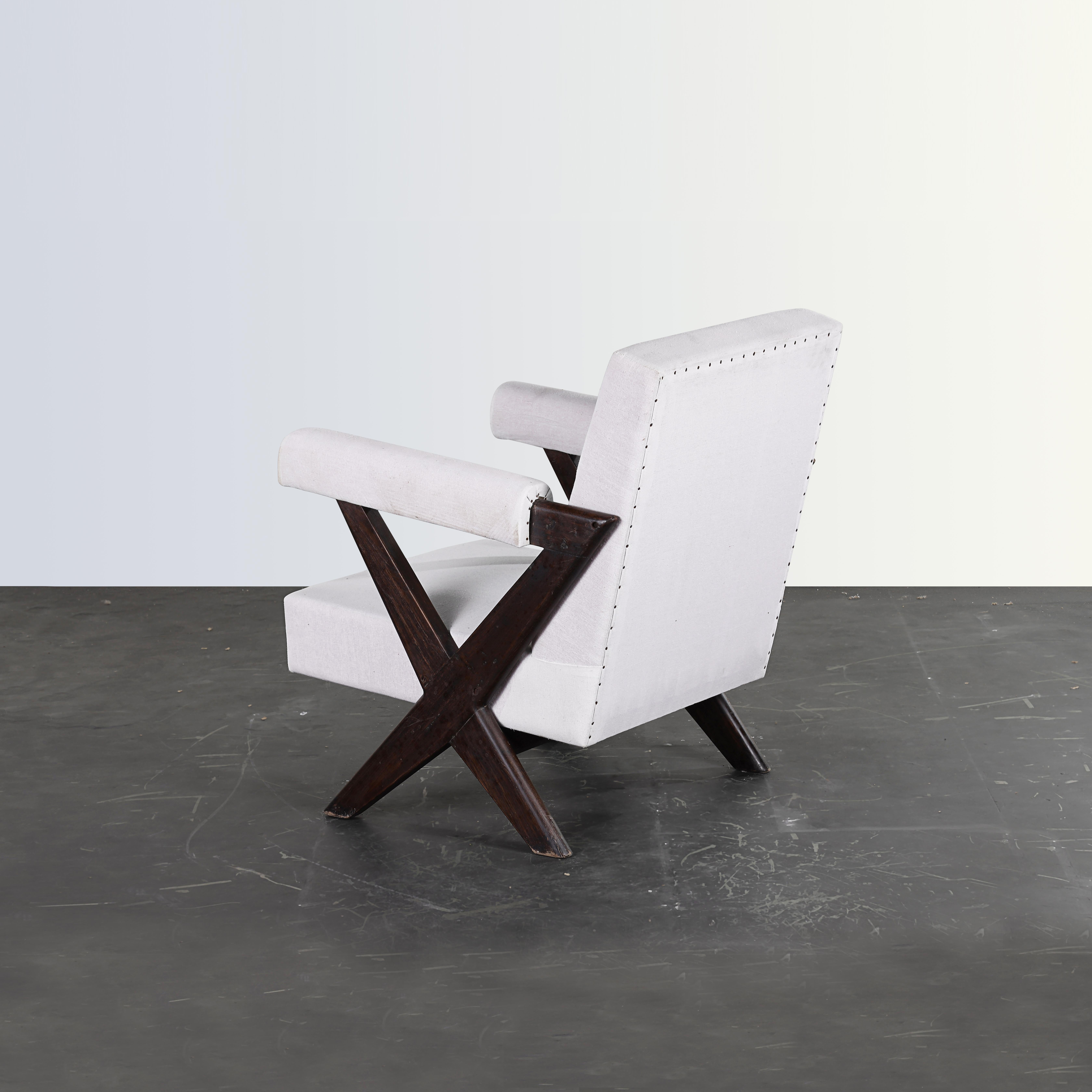 Fait main Deux chaises longues Pierre Jeanneret PJ-SI-48-A authentique mi-siècle moderne en vente