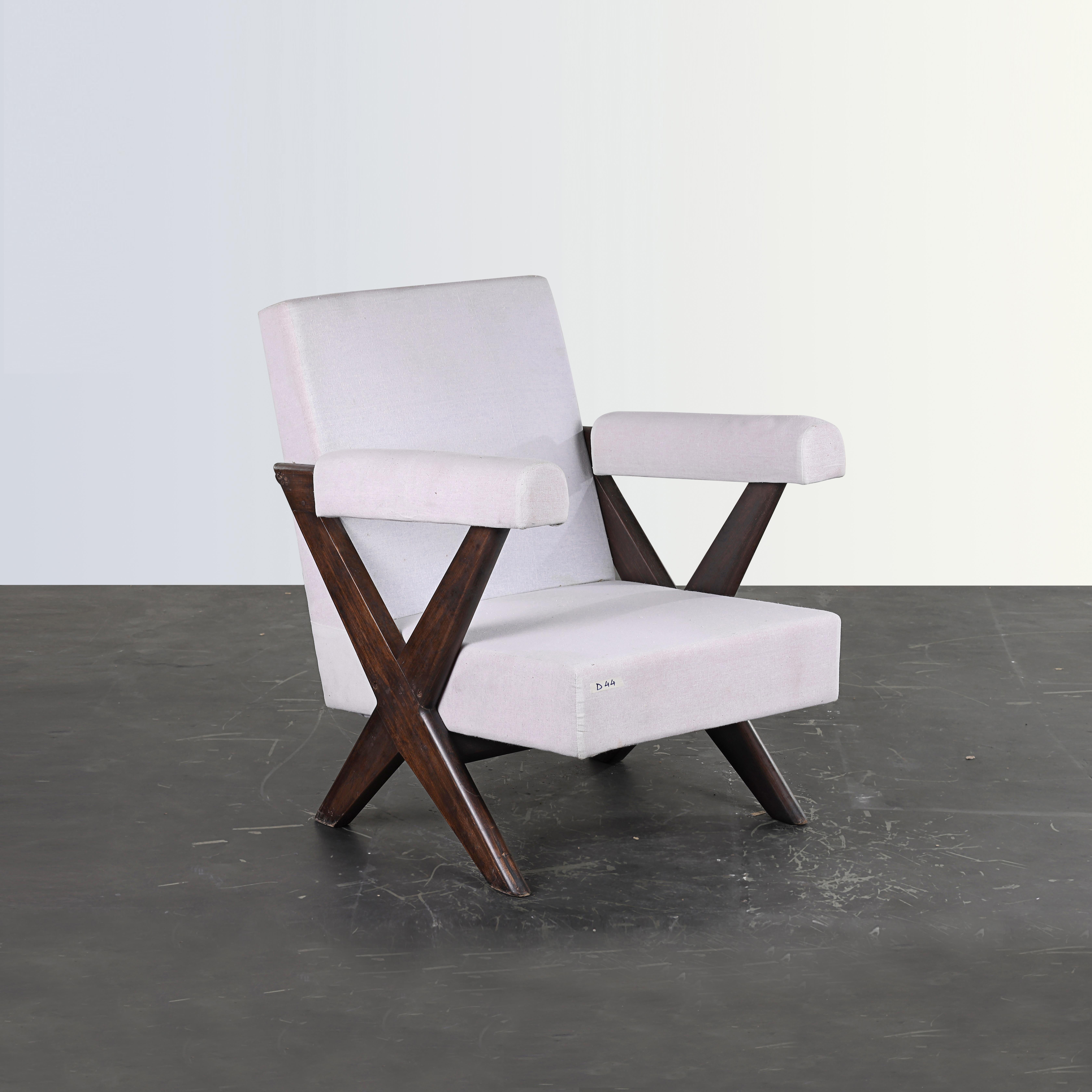 Cuir Deux chaises longues Pierre Jeanneret PJ-SI-48-A authentique mi-siècle moderne en vente
