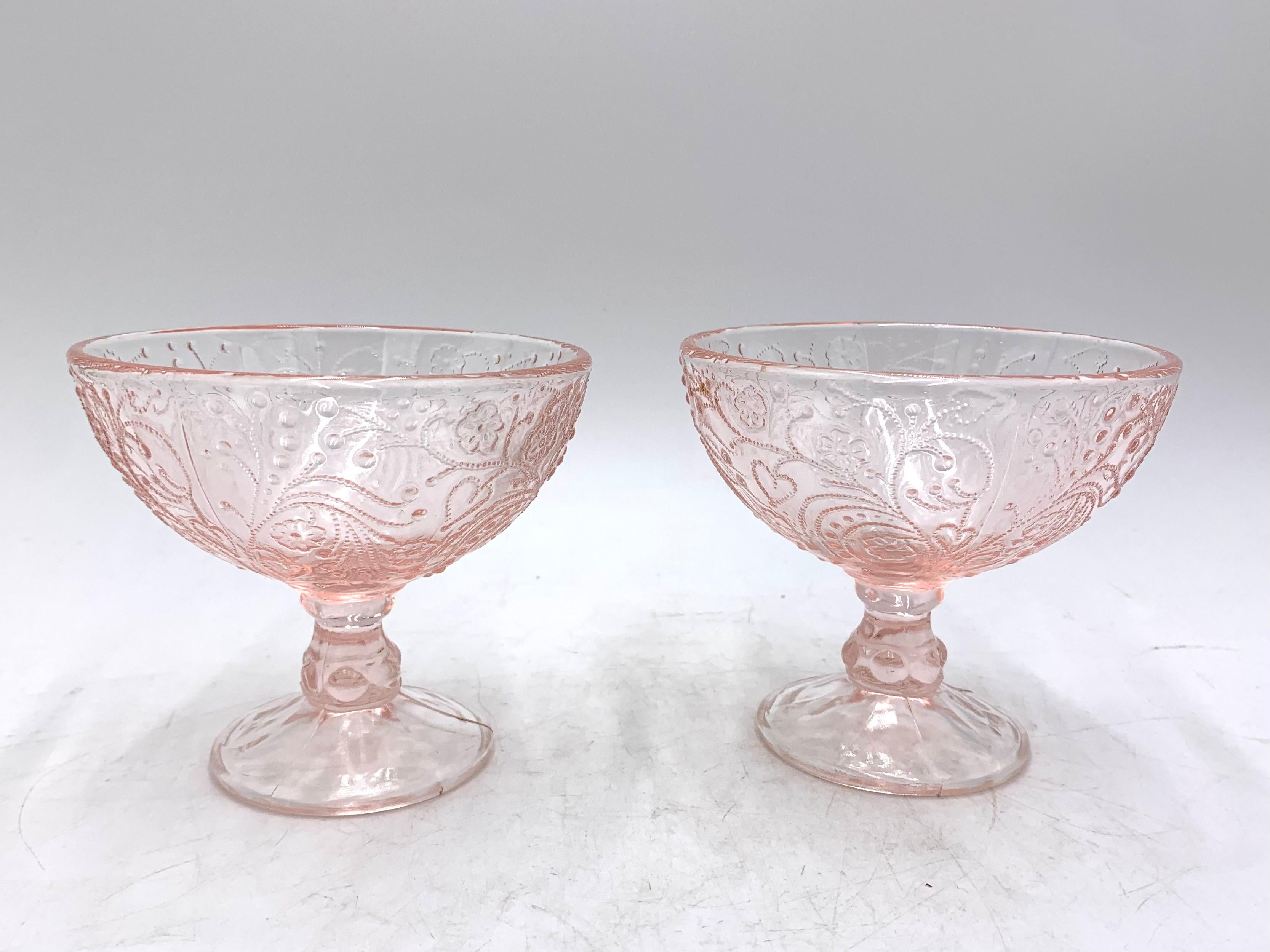Two salmon-pink cups/sugar bowls manufactured by HSG Zabkowice in the 1970s. Very good condition, no damage.

height 10cm

diameter 11cm.