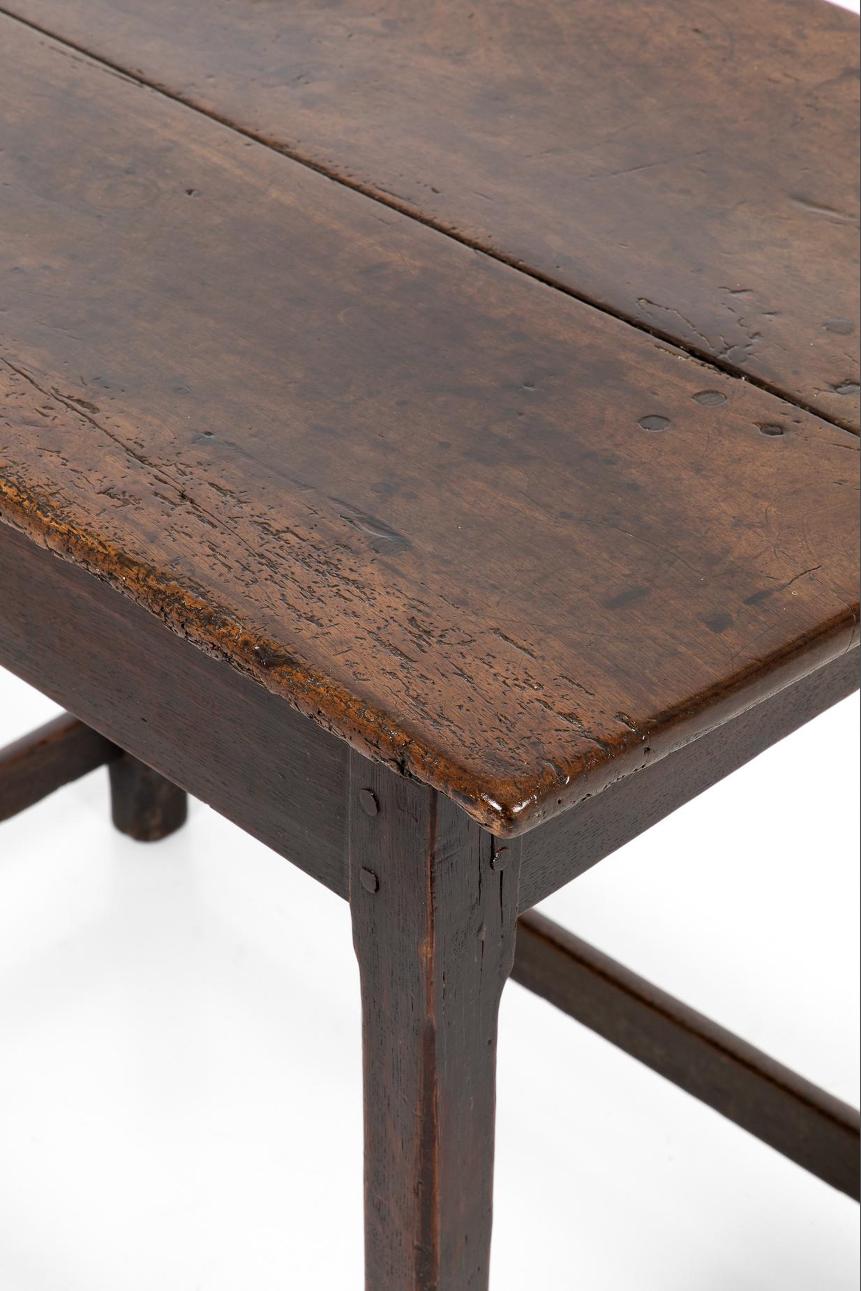 British Two Plank Top 18th Century Oak Side Table, circa 1750 For Sale