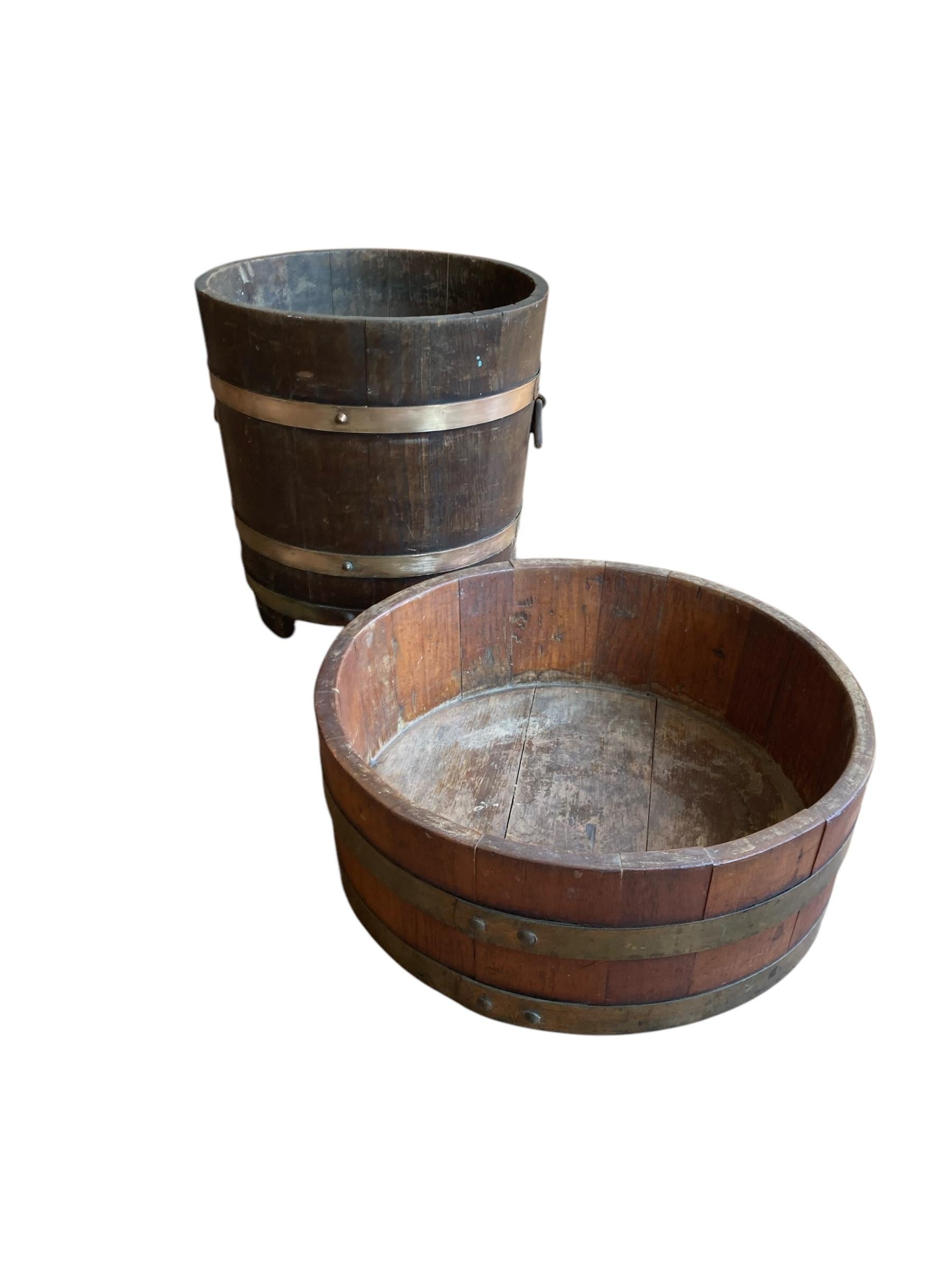 Due secchi per piante Secchio antico in Oak e ottone di R A Lister Ltd & Edwardian Che in vendita 1