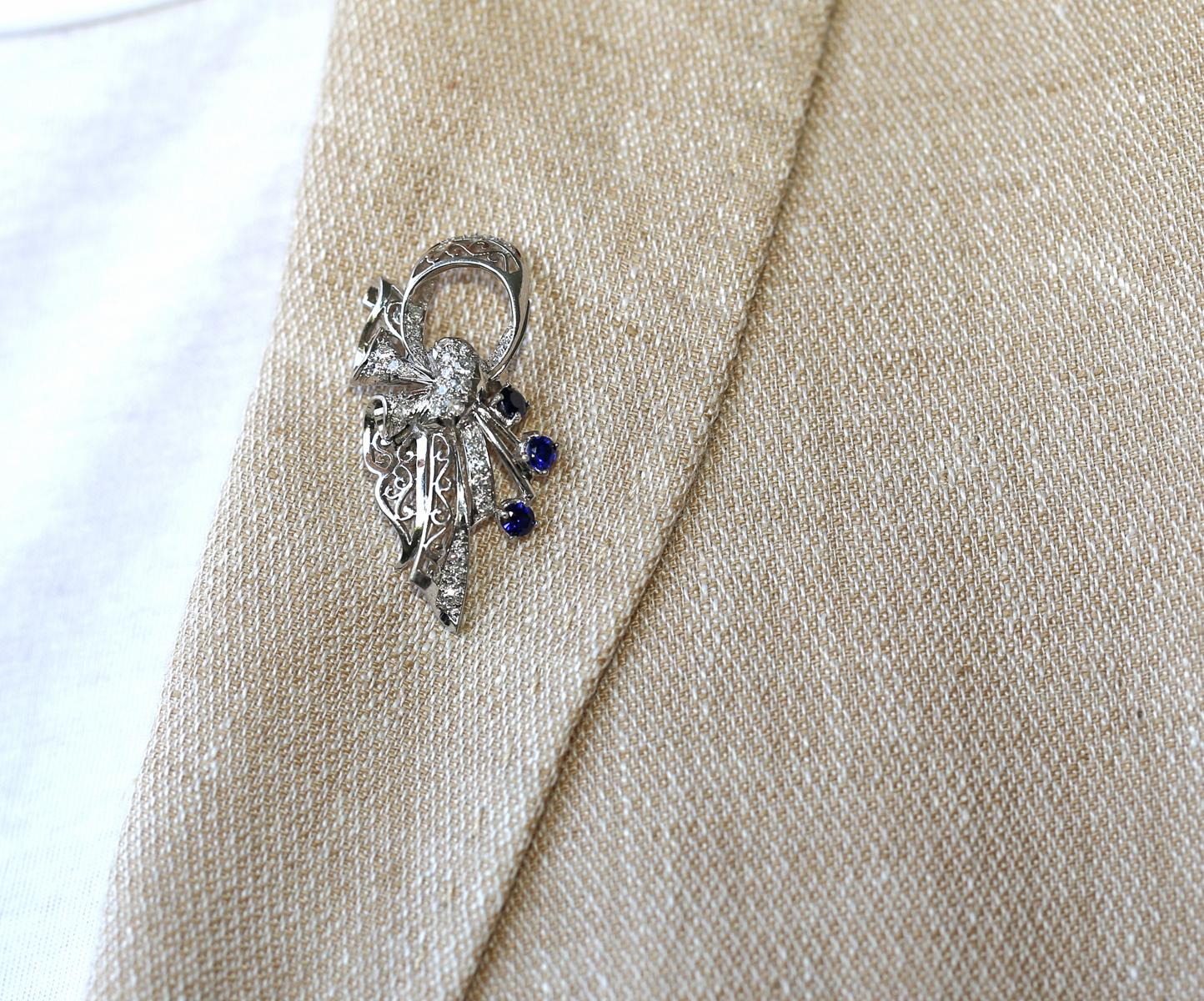 Two Platinum Brooches Sapphires Diamonds, 1930 For Sale 8