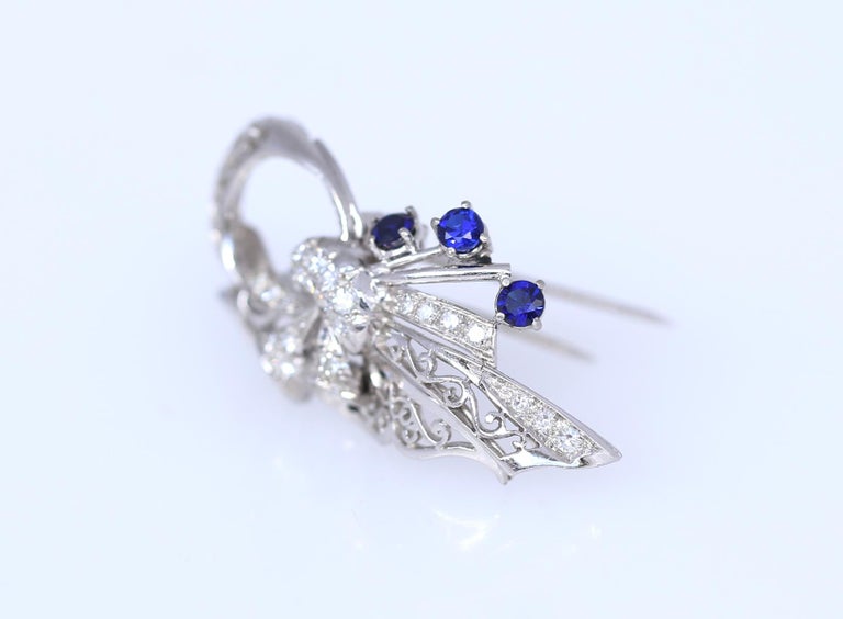 Collier de perles de cristal des années 1960. Longues perles de verre à