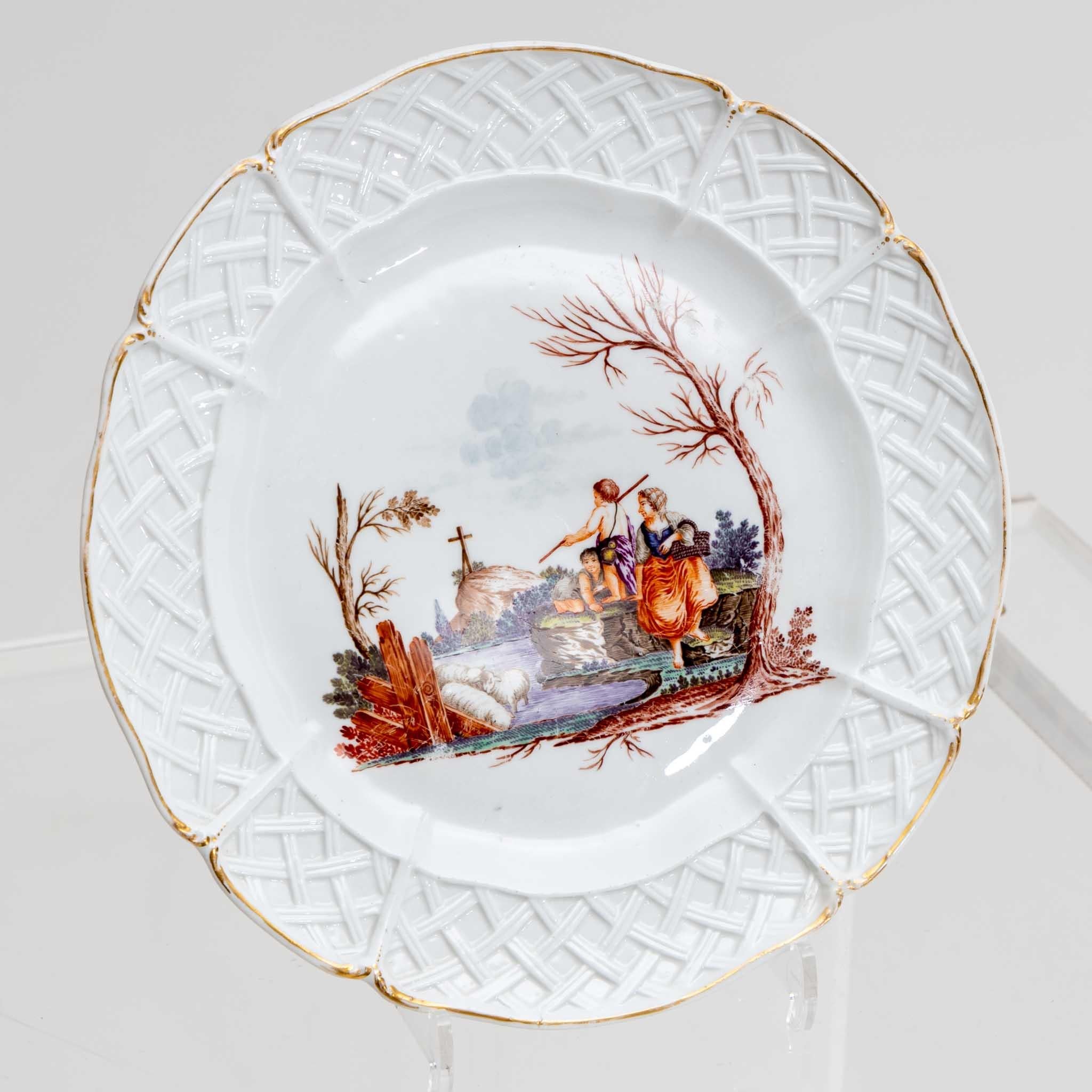 Two Porcelain Plates with Genre Scenes, Nymphenburg, circa 1770-1775 In Good Condition For Sale In Greding, DE