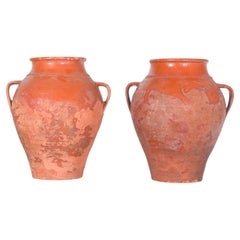 Dos macetas portuguesas de terracota con asas