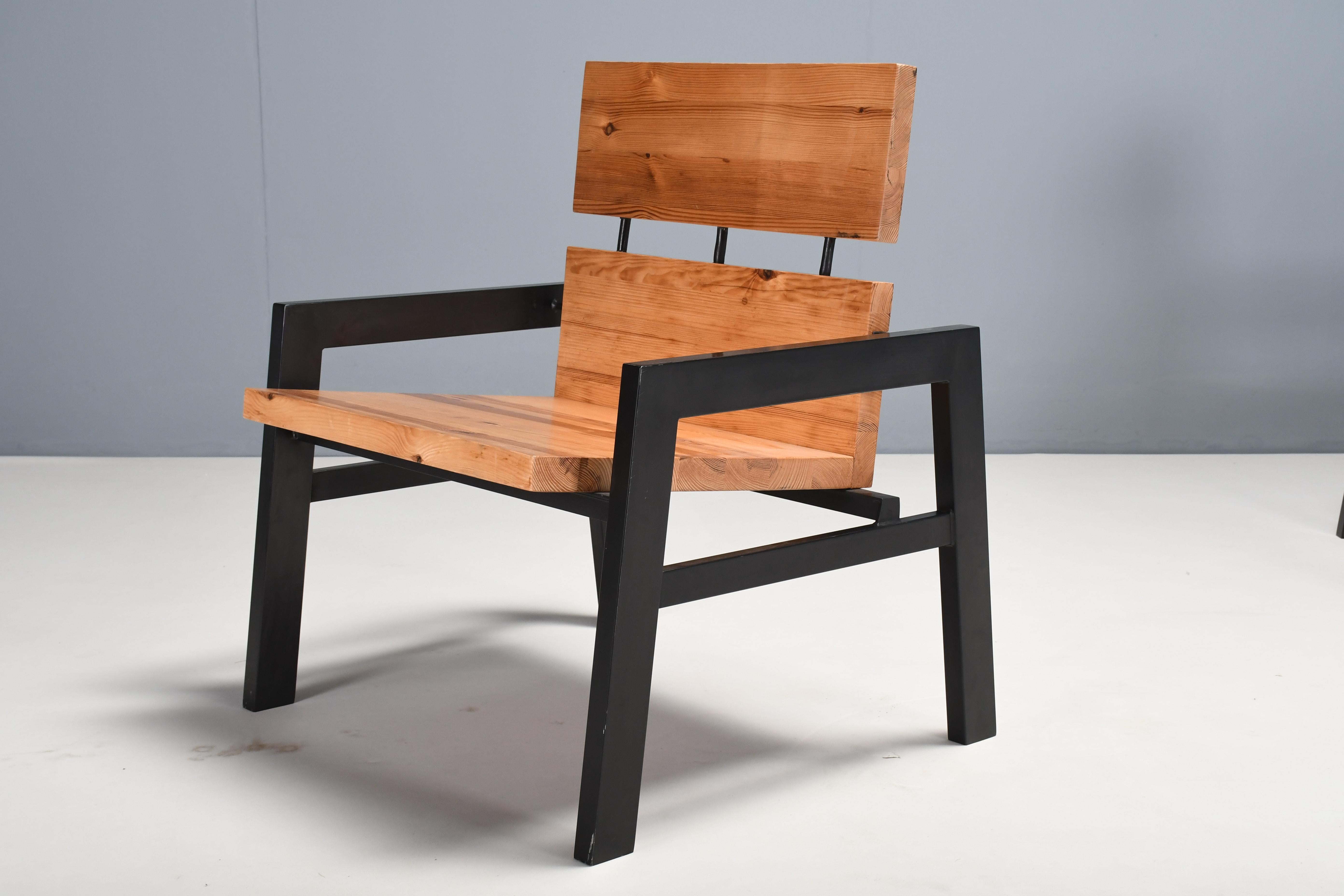 Néerlandais Deux chaises postmodernes Highback 'Bossche School', 1960. en vente