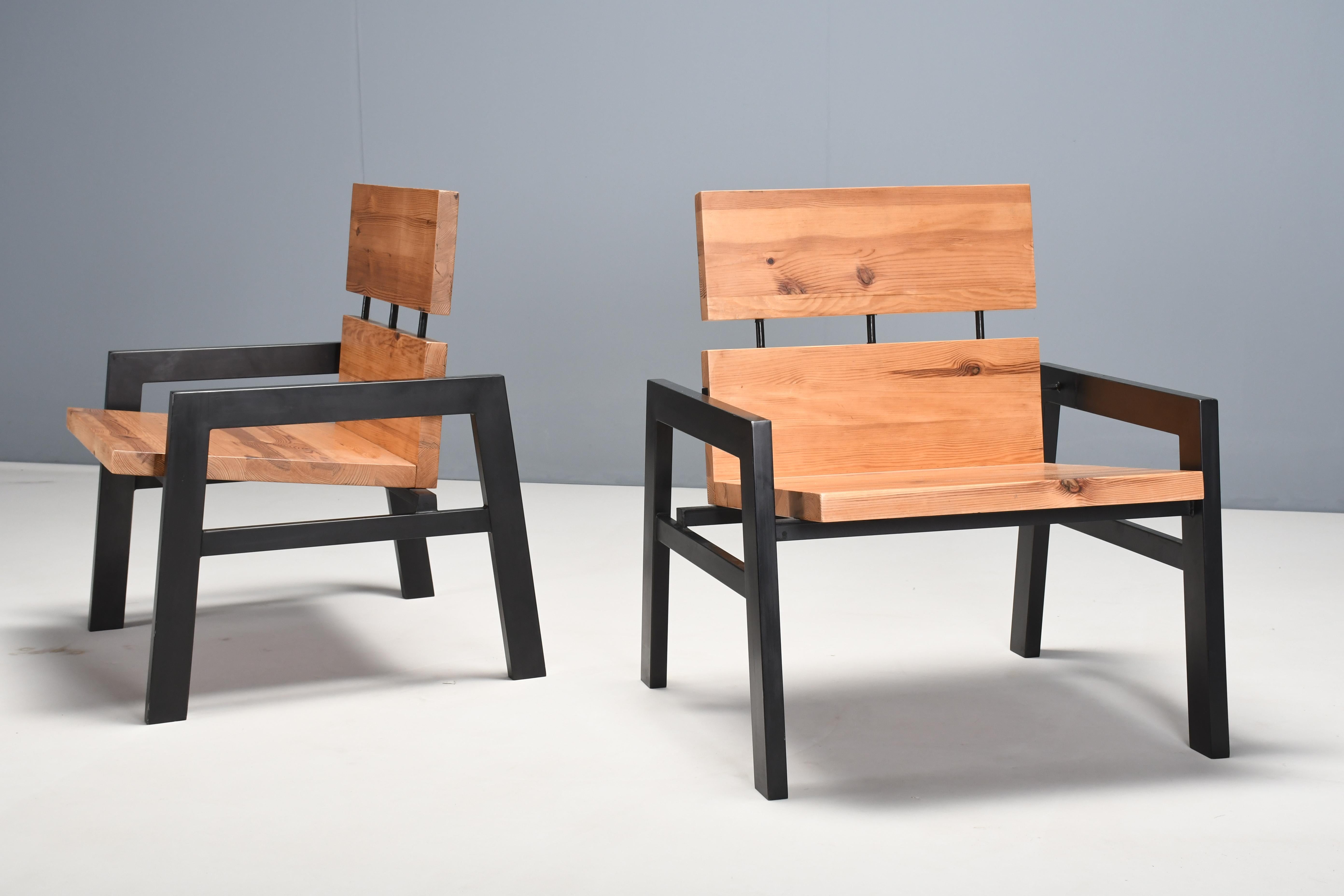 Deux chaises postmodernes Highback 'Bossche School', 1960. Bon état - En vente à CASTENRAY, NL