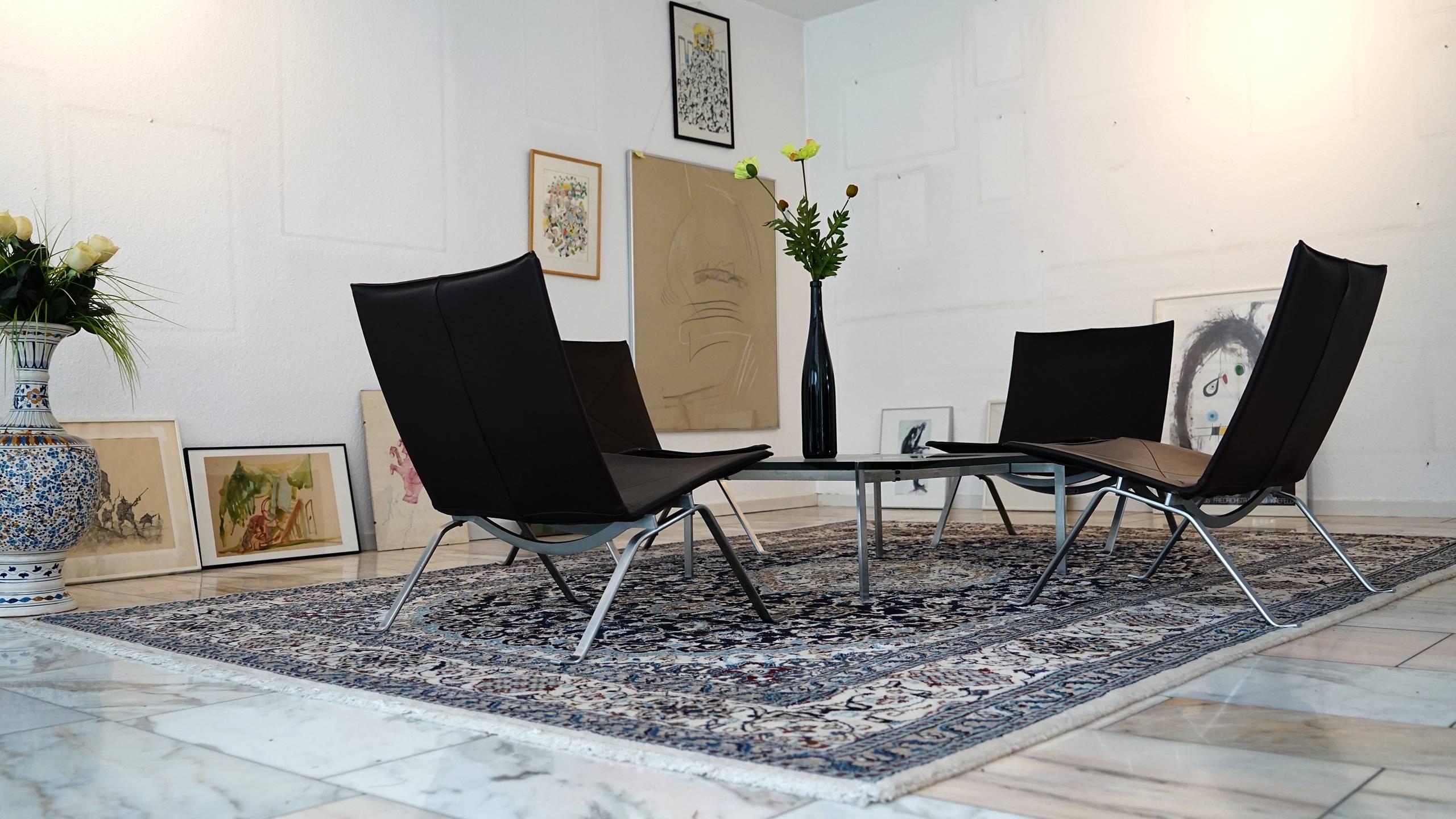 Two Poul Kjaerholm, PK22 Lounge Chair, 1986 by Fritz Hansen, Denmark 5