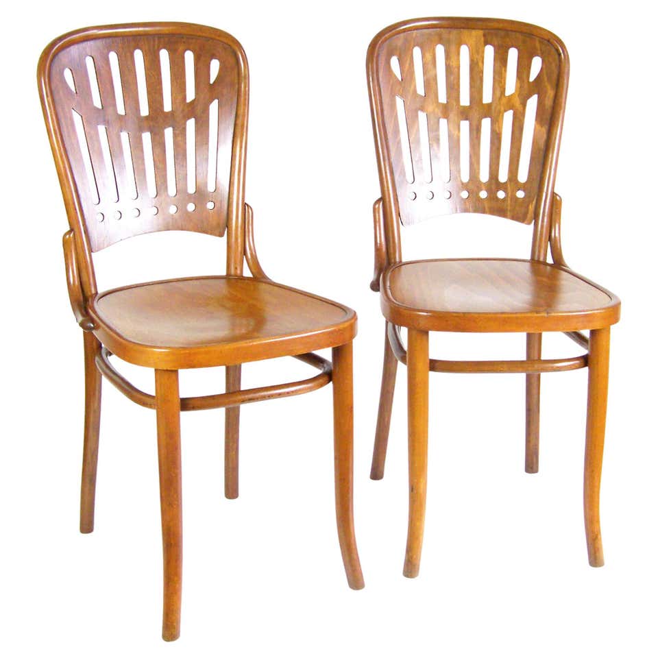 Chair Thonet Nr.402, Jan Kotěra in 1907 For Sale at 1stDibs