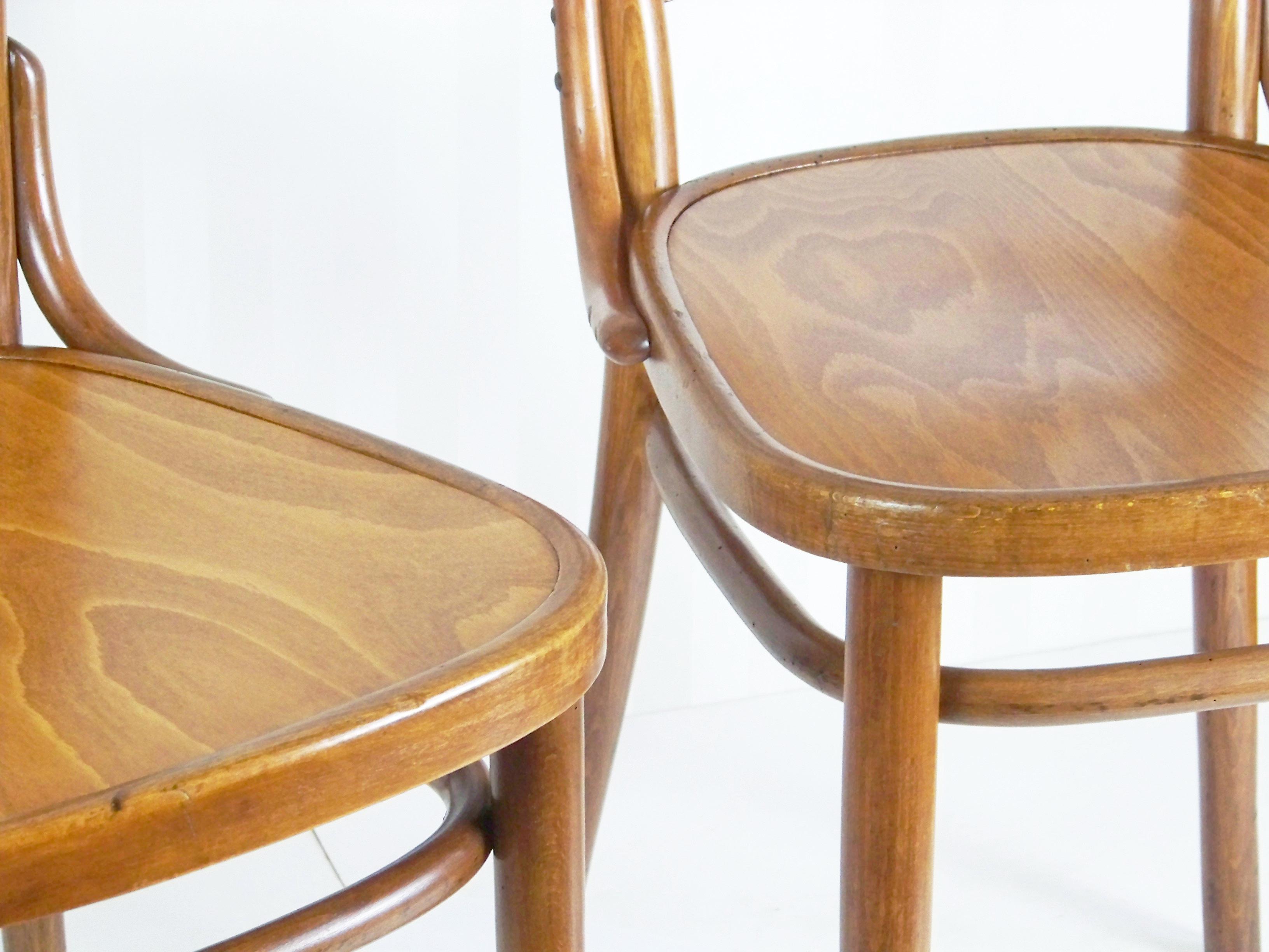 Two Rare Chairs Thonet Nr.642, since 1911 In Good Condition In Praha, CZ