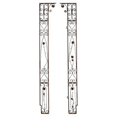 Deux panneaux en fer forgé antique récupéré