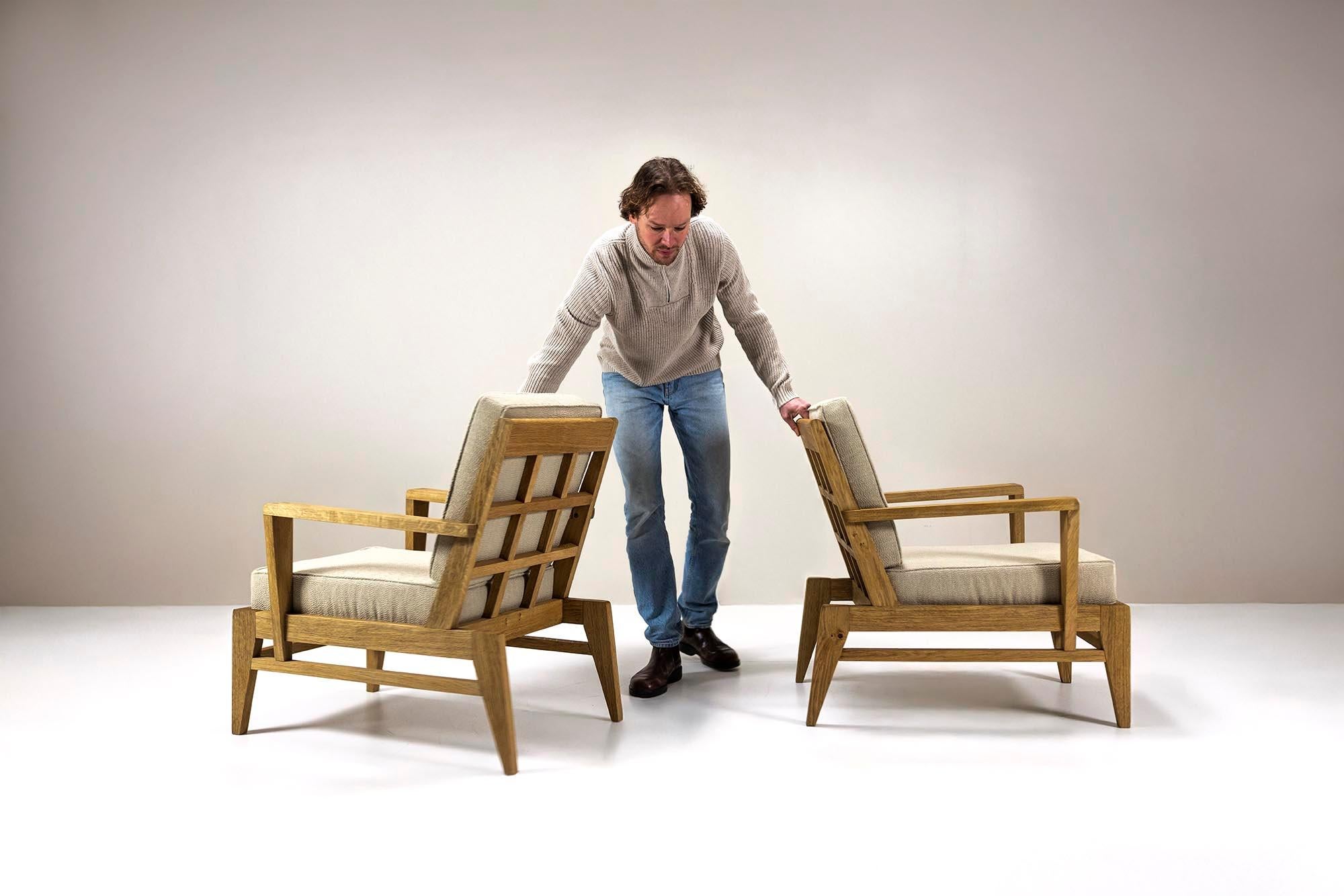 Dos Sillas de Salón Reconstructivistas de Roble de René Gabriel, Francia Años 40 Moderno de mediados de siglo en venta