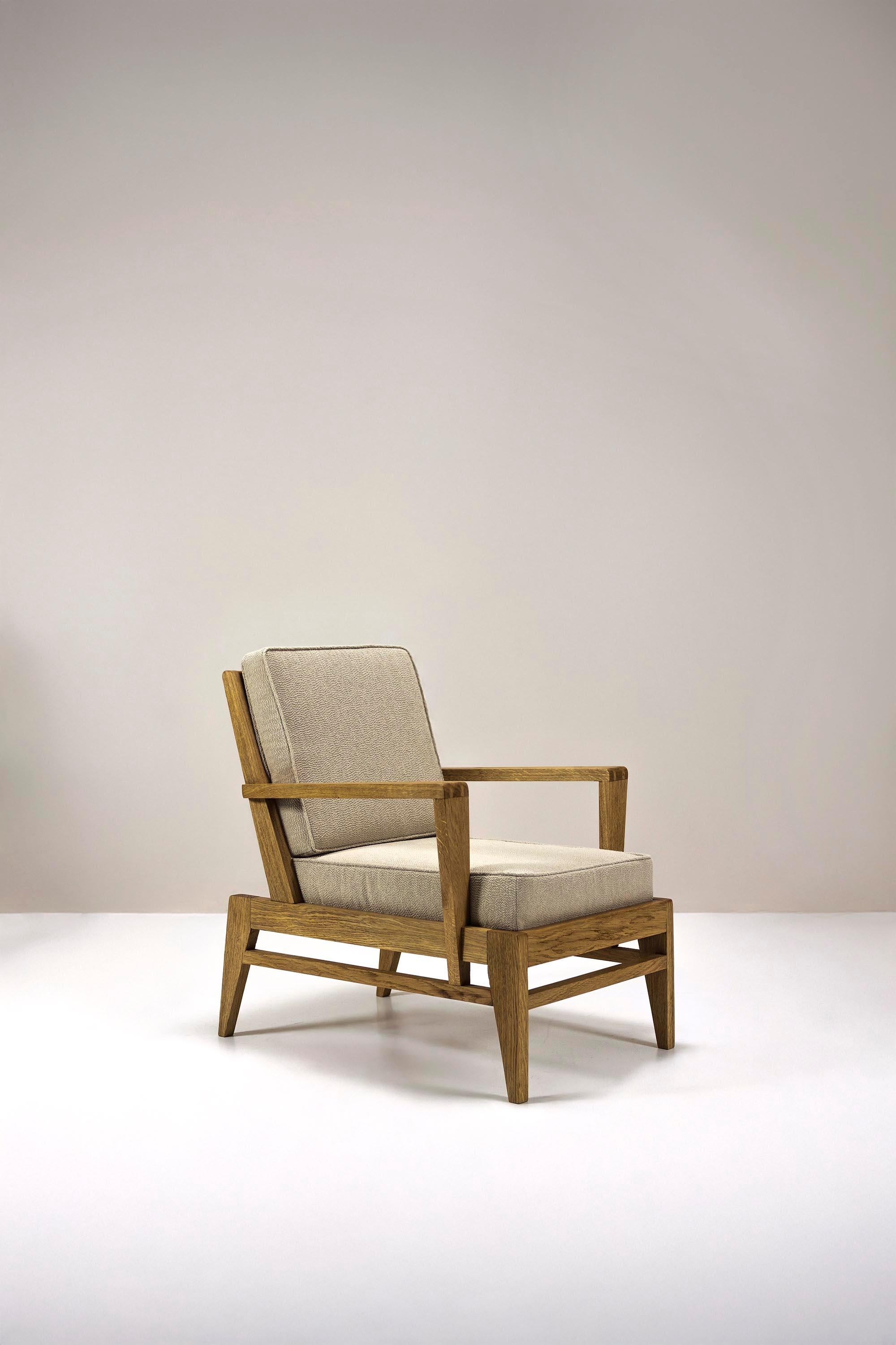 Dos Sillas de Salón Reconstructivistas de Roble de René Gabriel, Francia Años 40 Tela en venta
