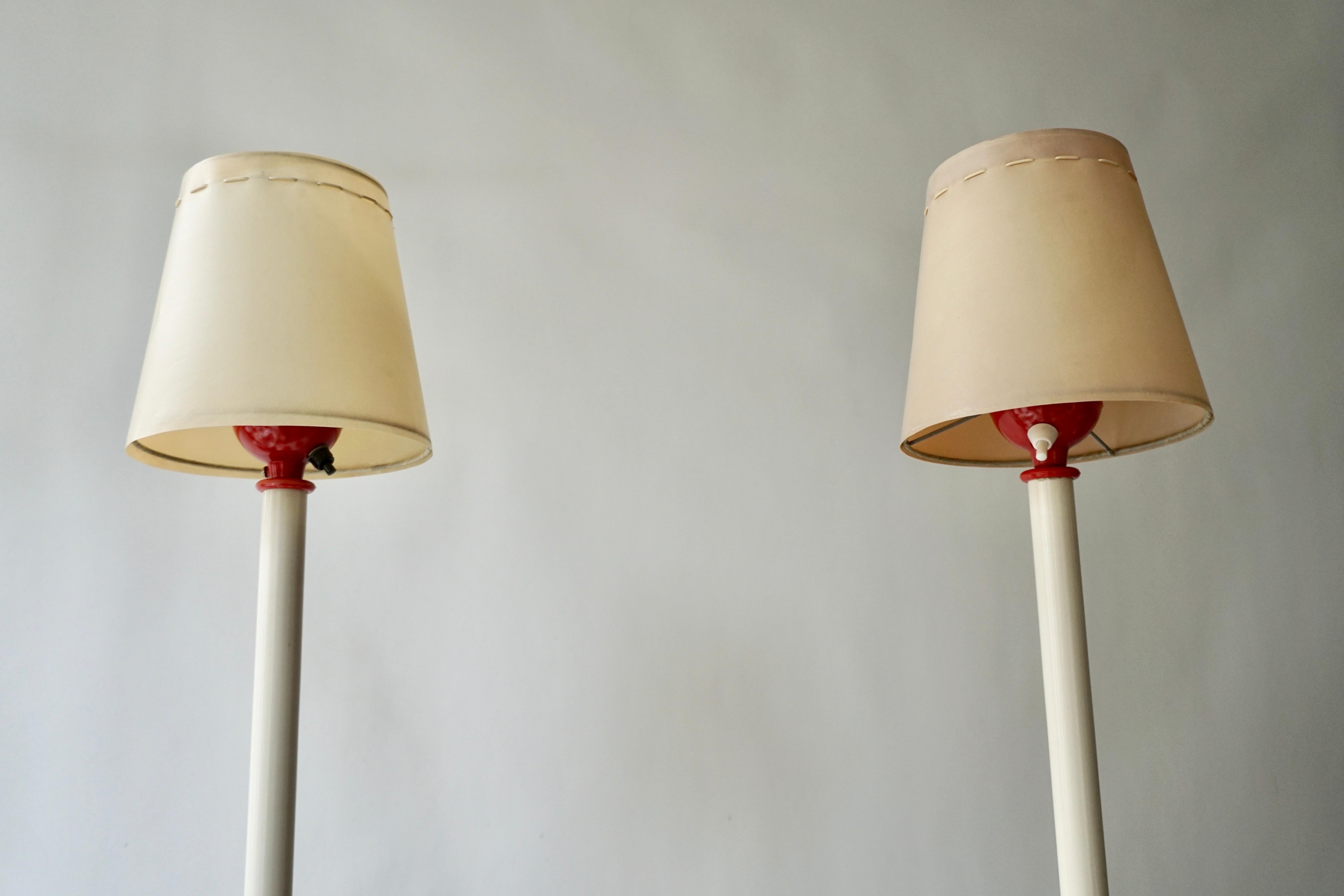 Two Red and White Floor Lamps For Sale 3
