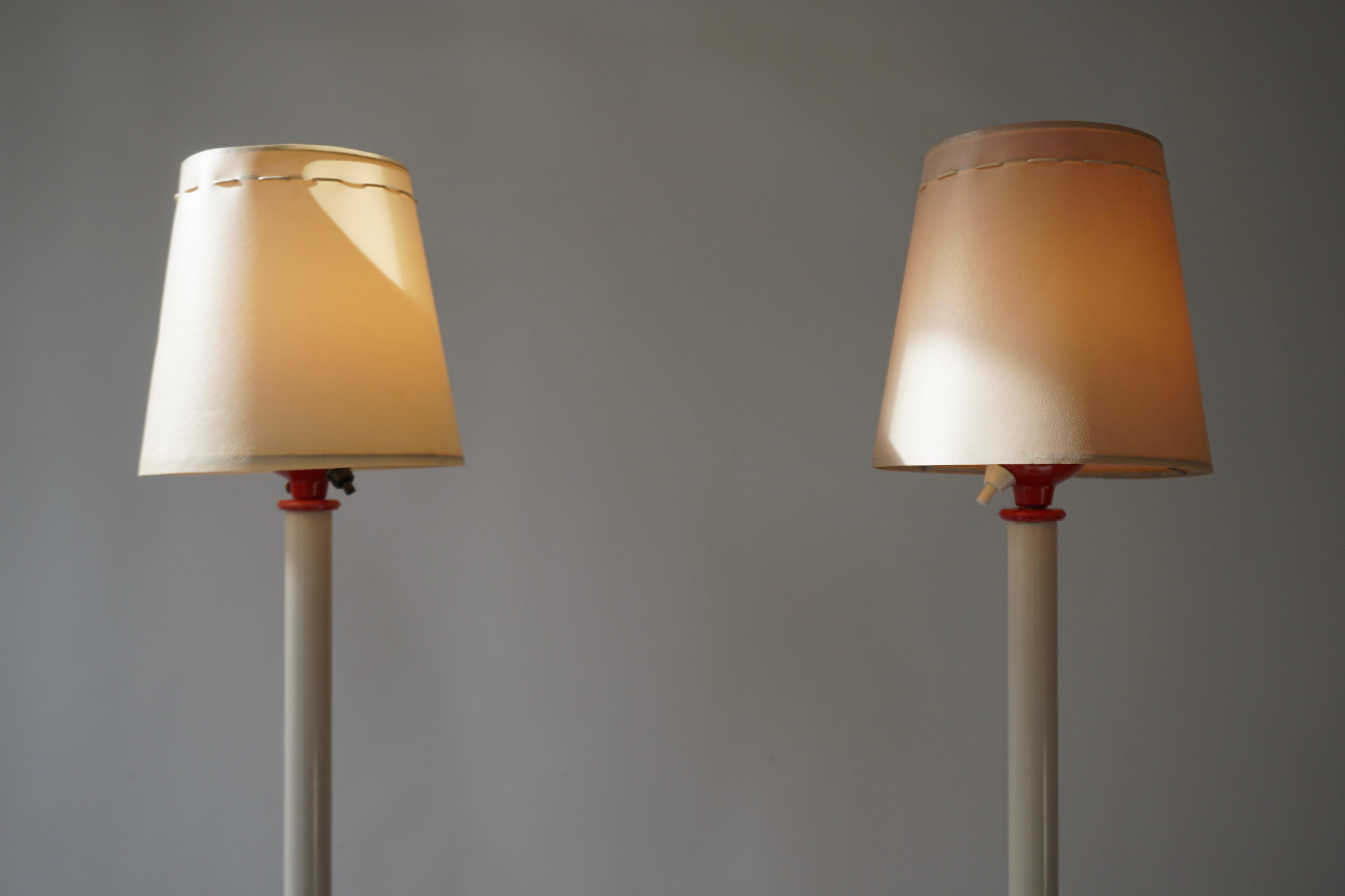 Metal Two Red and White Floor Lamps For Sale