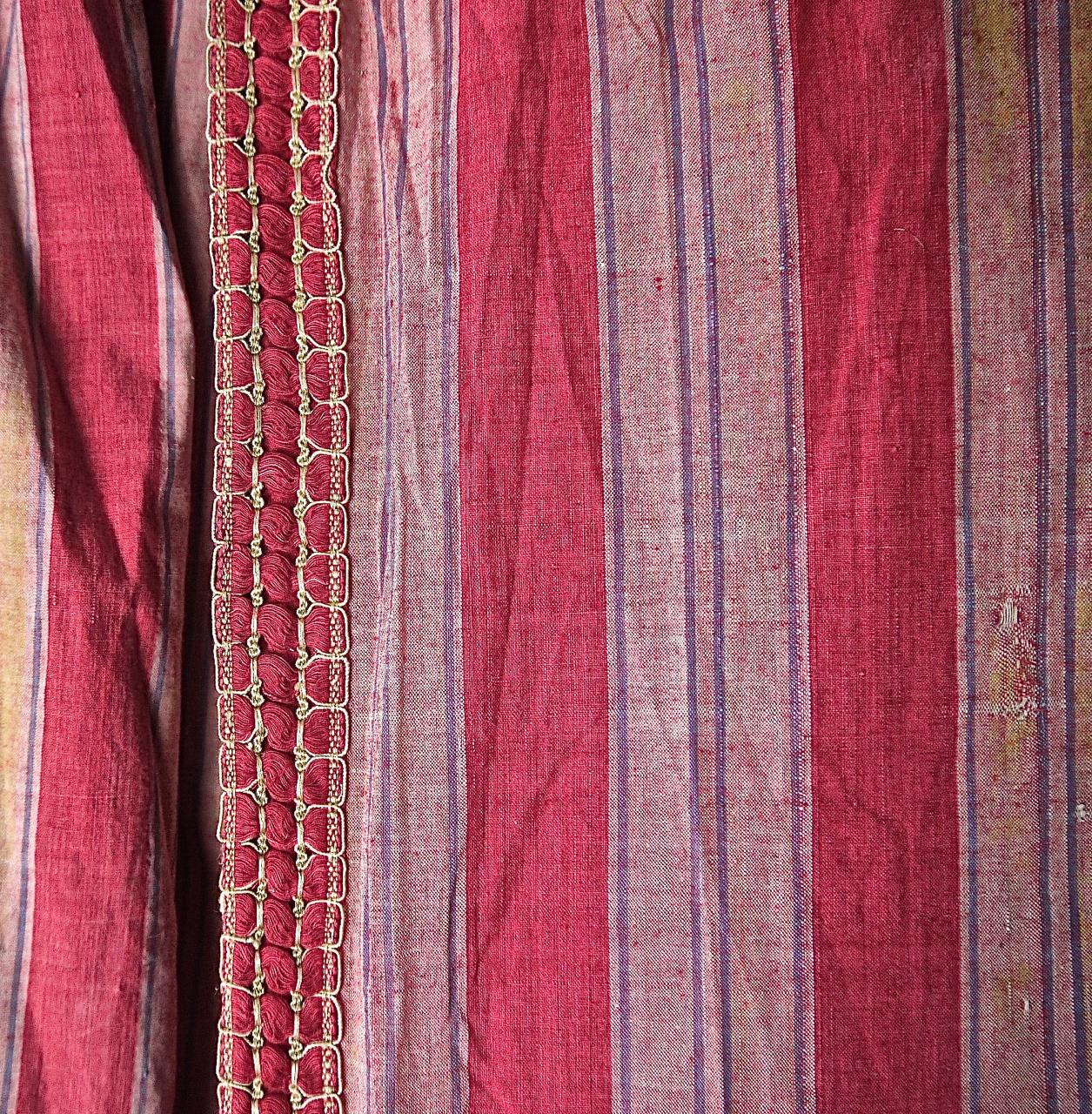 Two Red Striped Large Cotton Curtains, French, Late 18th Century For Sale 1