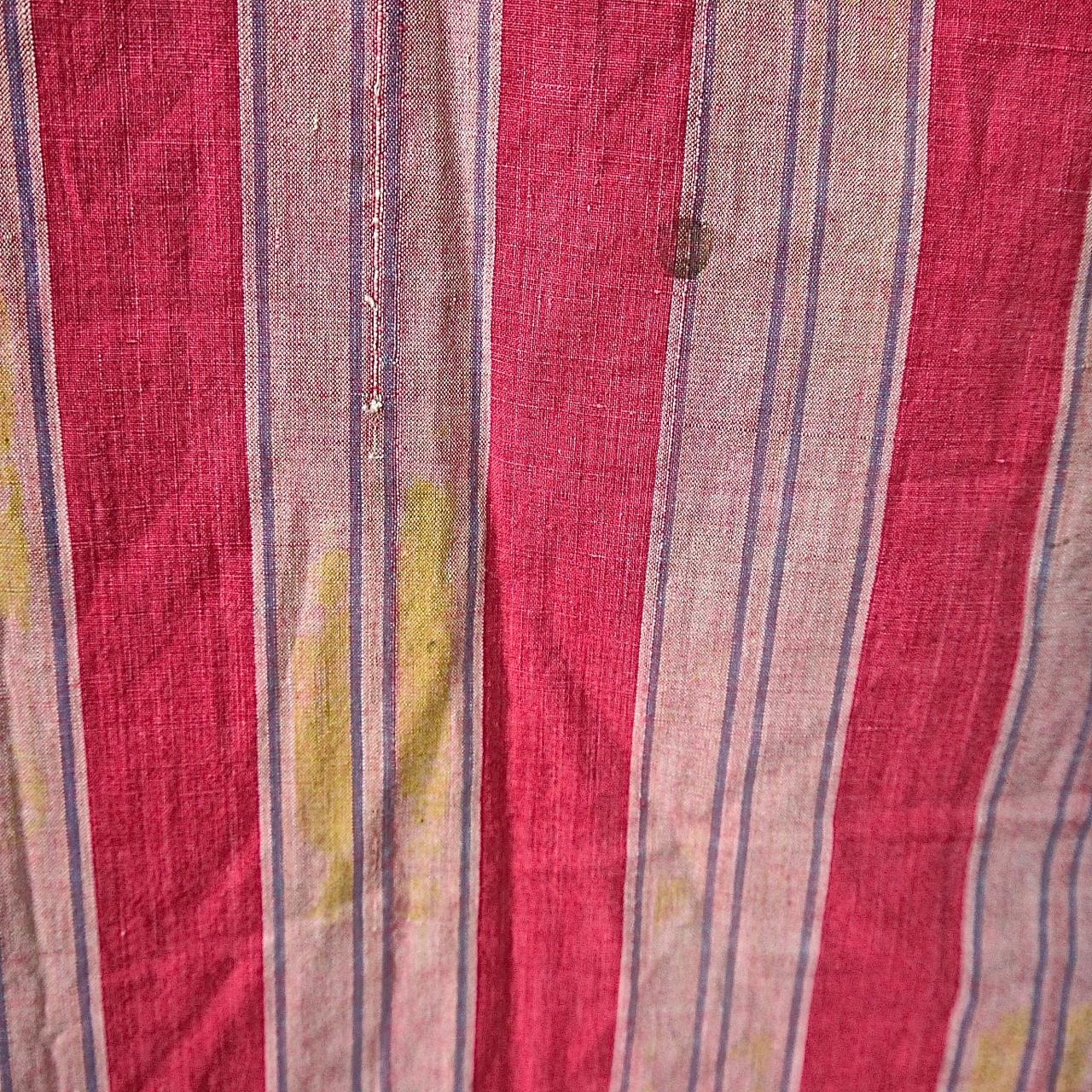Two Red Striped Large Cotton Curtains, French, Late 18th Century For Sale 3