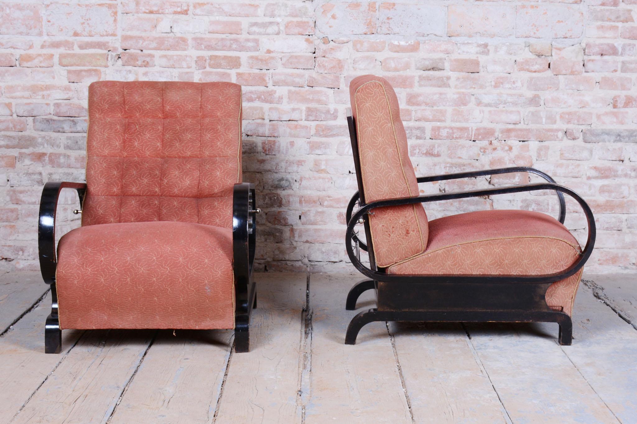 Dos sillones reclinables Art Decó restaurados, de Halabala, UP Závody, República Checa. 1920s principios del siglo XX en venta